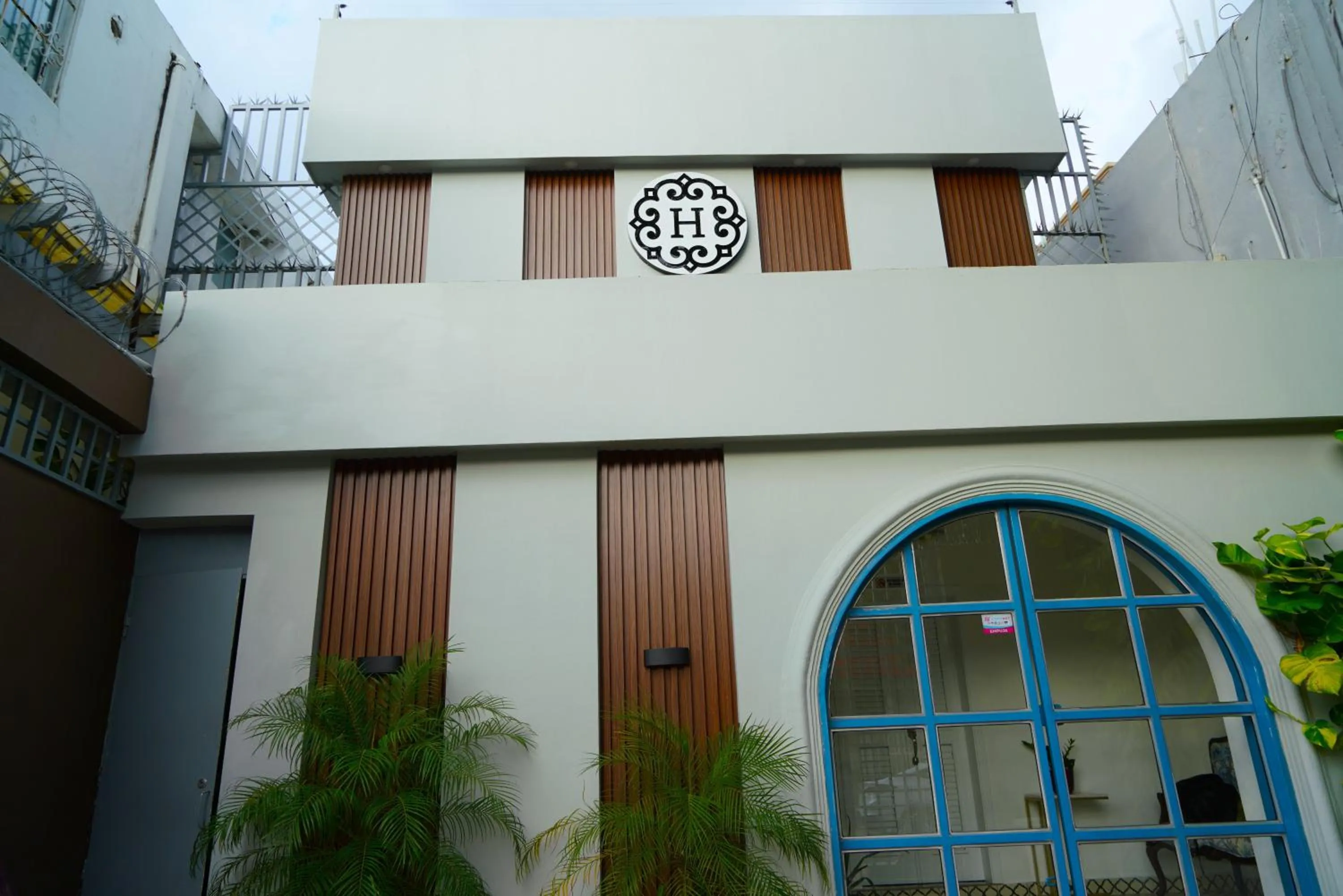 Property building in Hostal 53 Boutique Santo Domingo