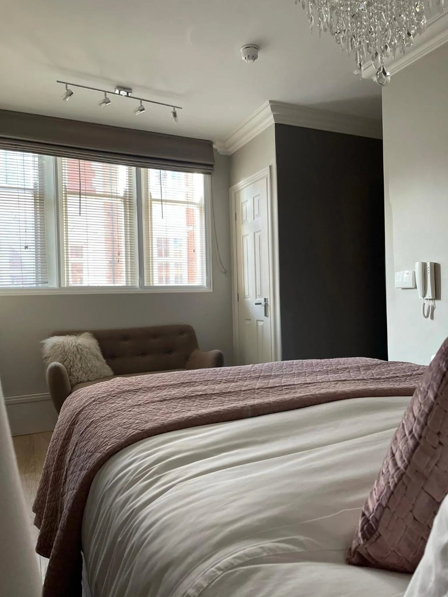 Bed in Galtres Chambers Apartment Coppergate
