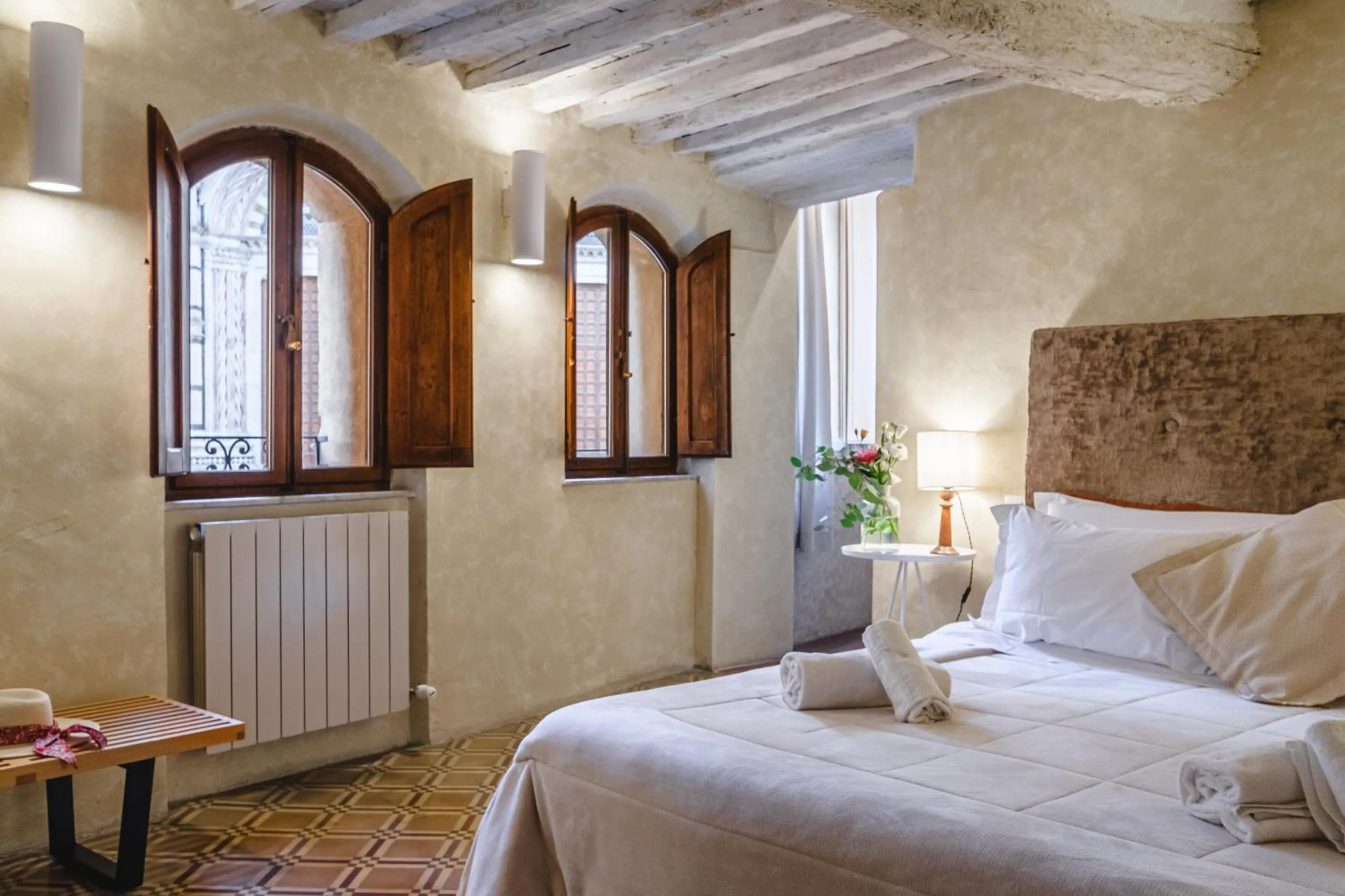 Bed in Il Battistero Siena Residenza d'Epoca