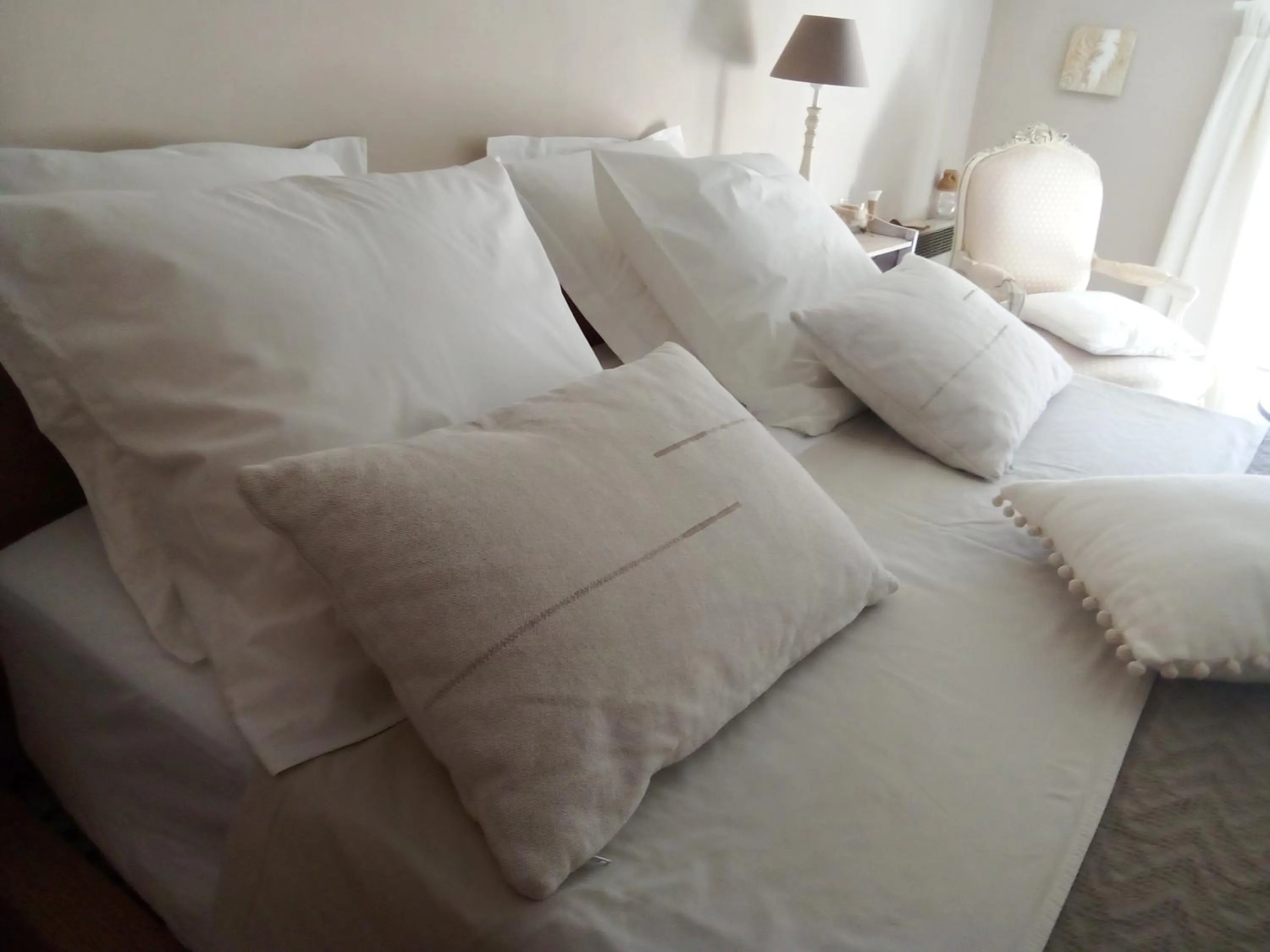 Bed in La maison perchee