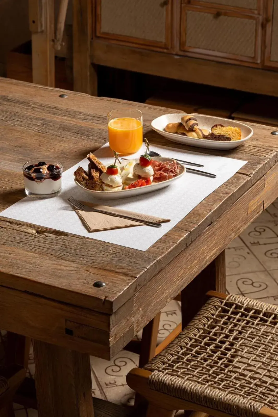 Restaurant/places to eat in Eramai Restaurant/places to eat in Eramai