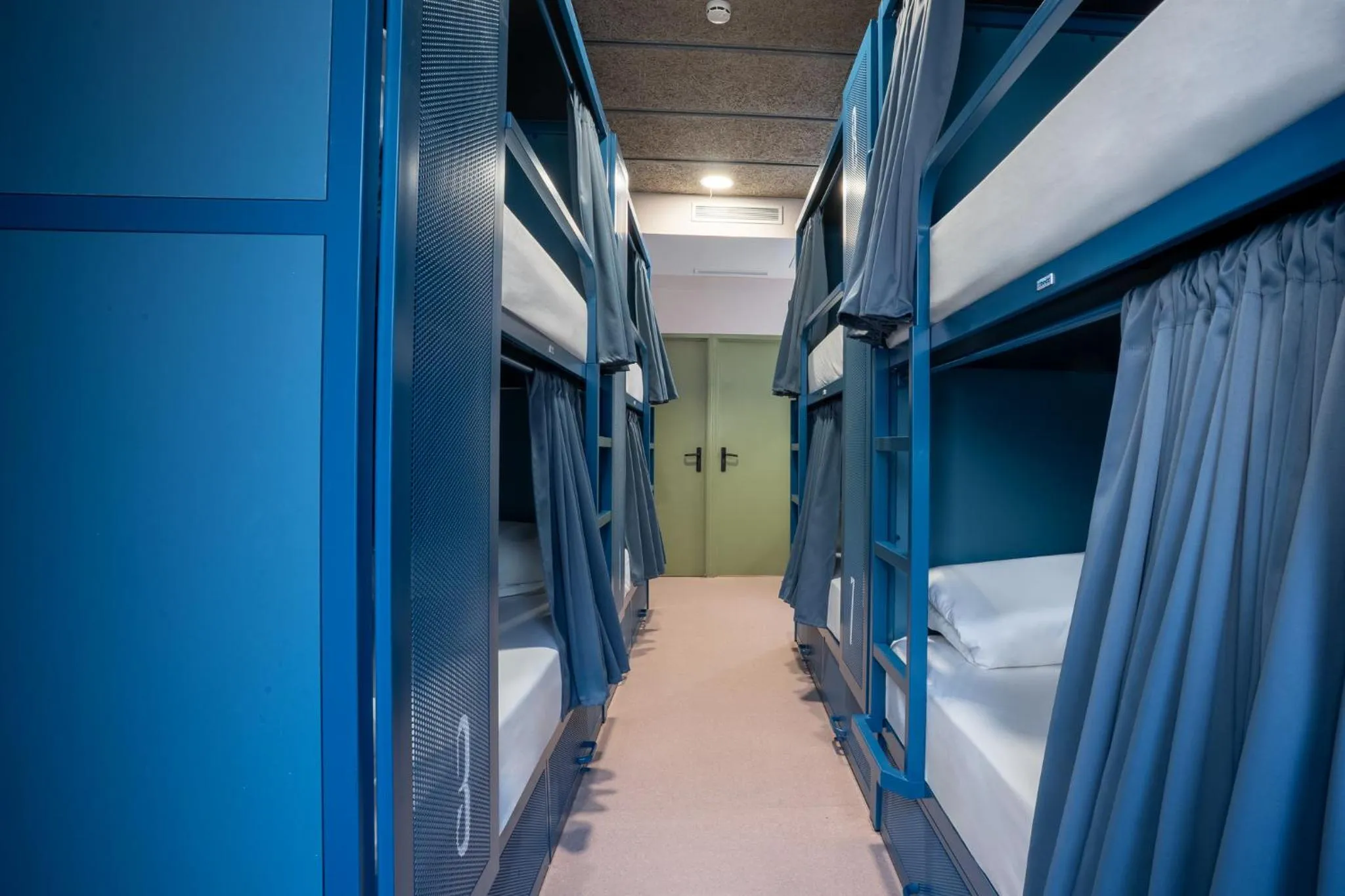 Bed in Ideal Youth Hostel