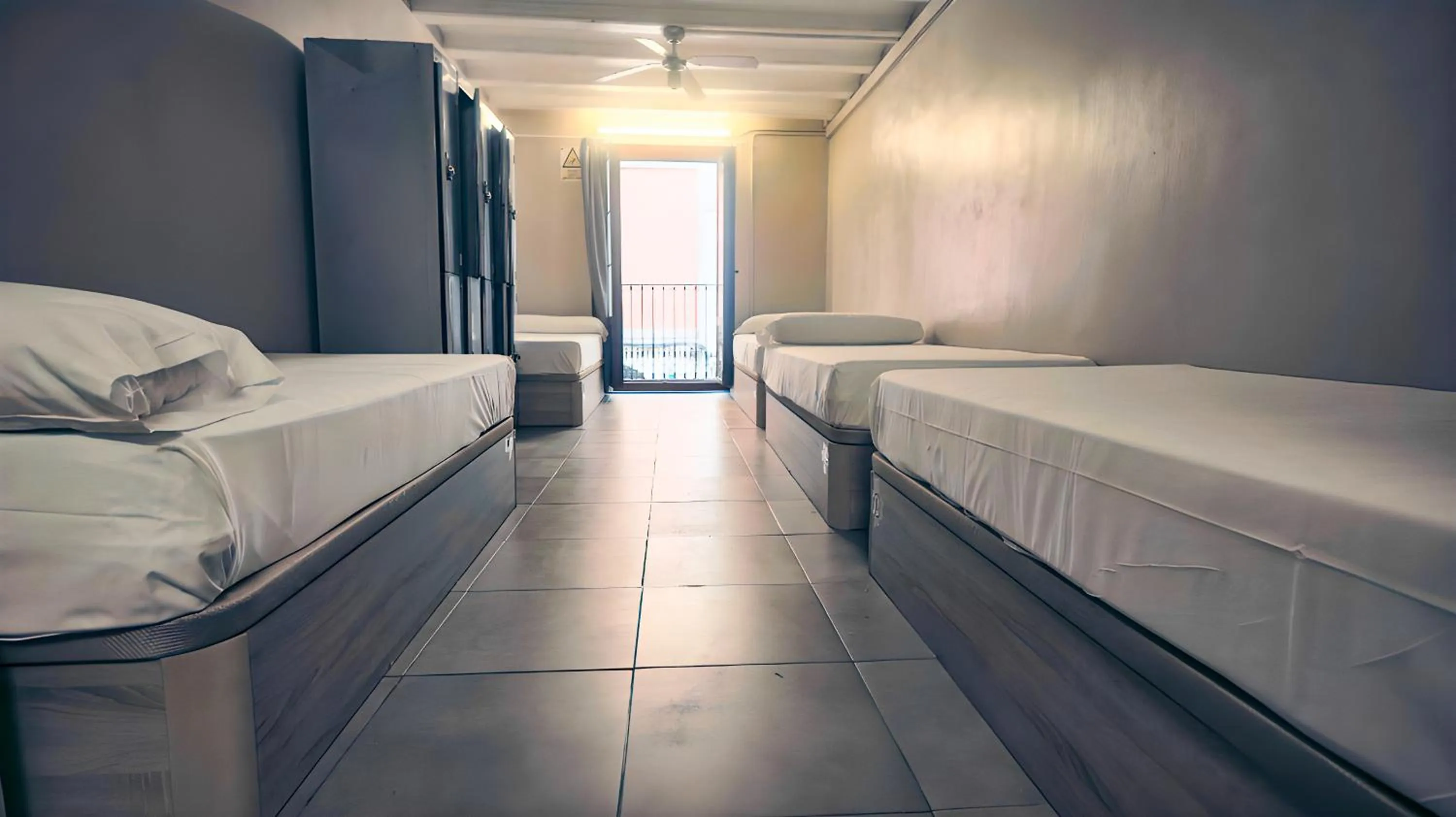 Bed in Ideal Youth Hostel