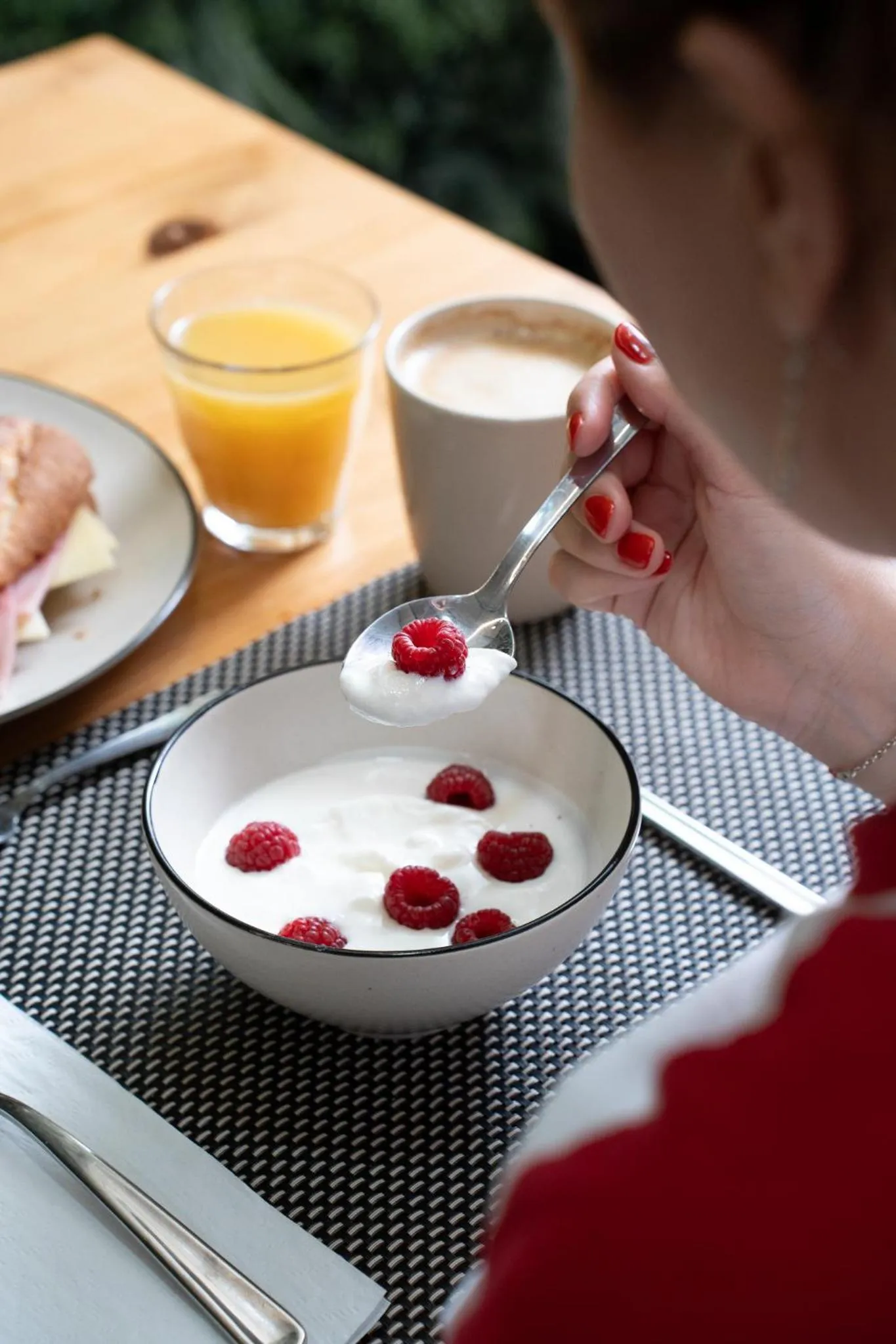 Breakfast in Ideal Youth Hostel