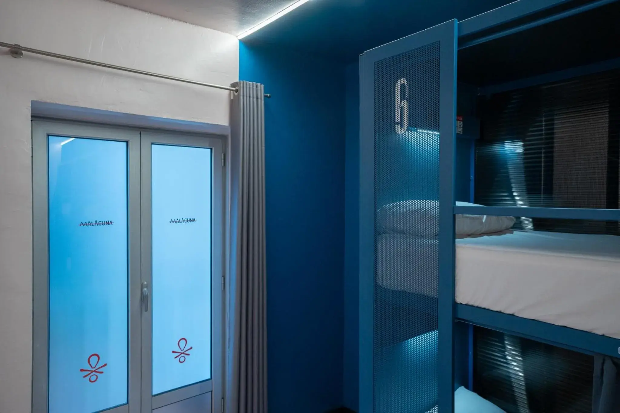 Bed in Ideal Youth Hostel Bed in Ideal Youth Hostel