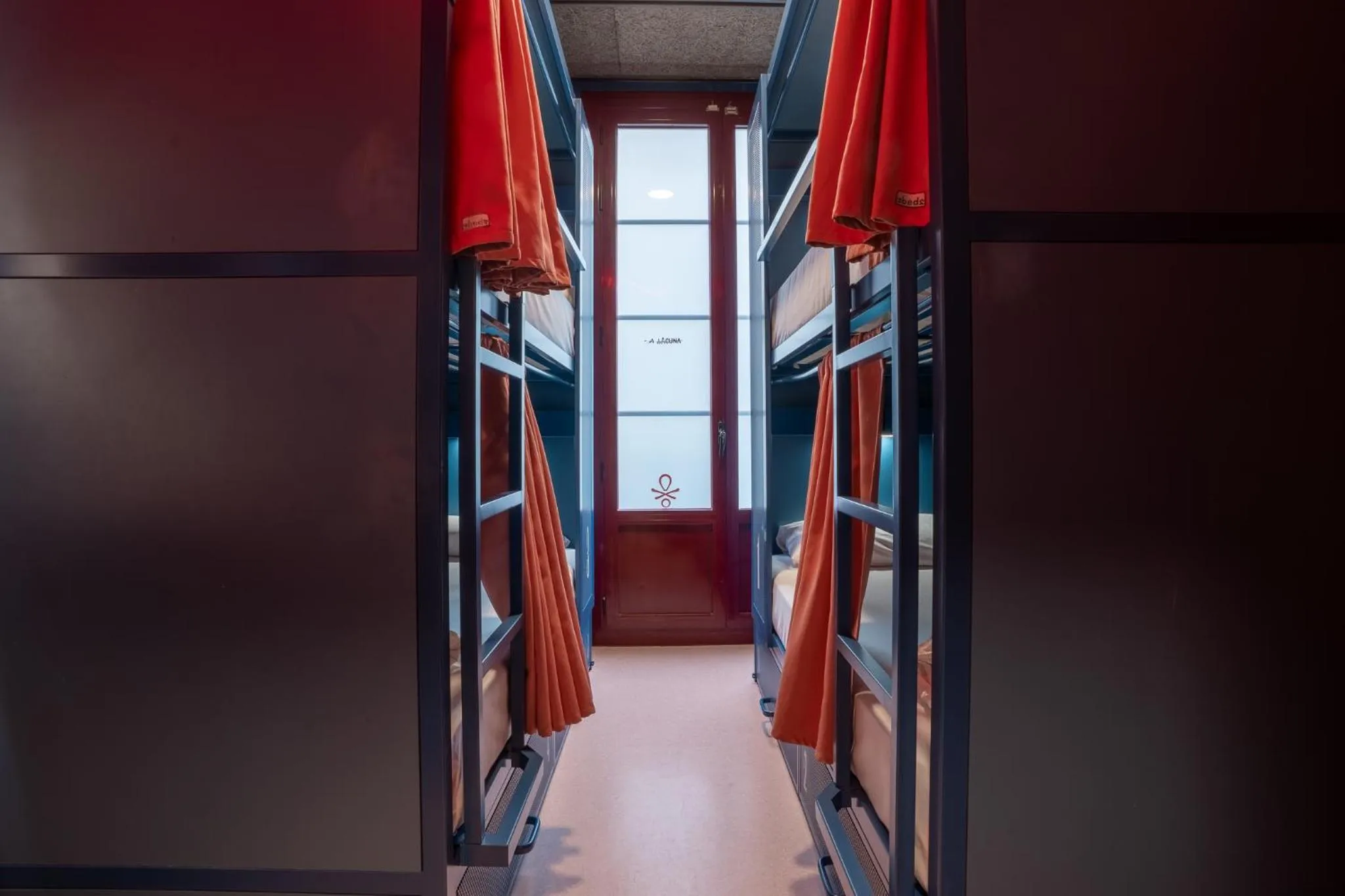 Bed in Ideal Youth Hostel