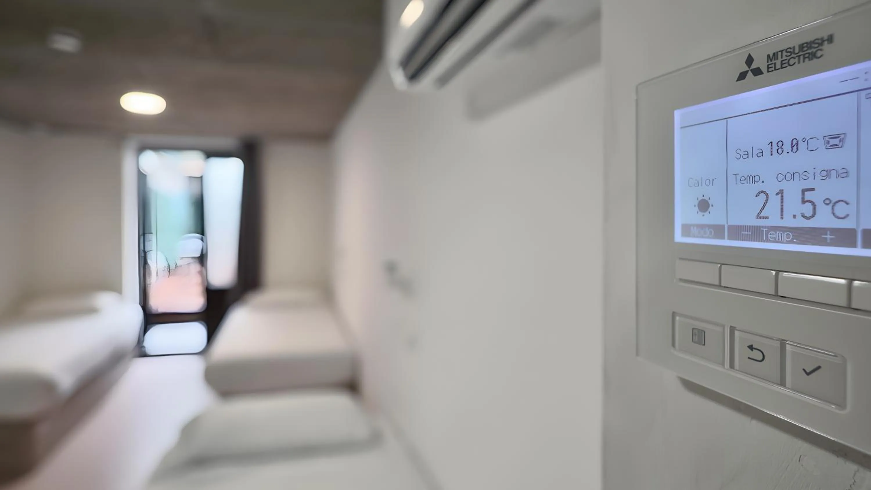 air conditioner, Bed in Ideal Youth Hostel