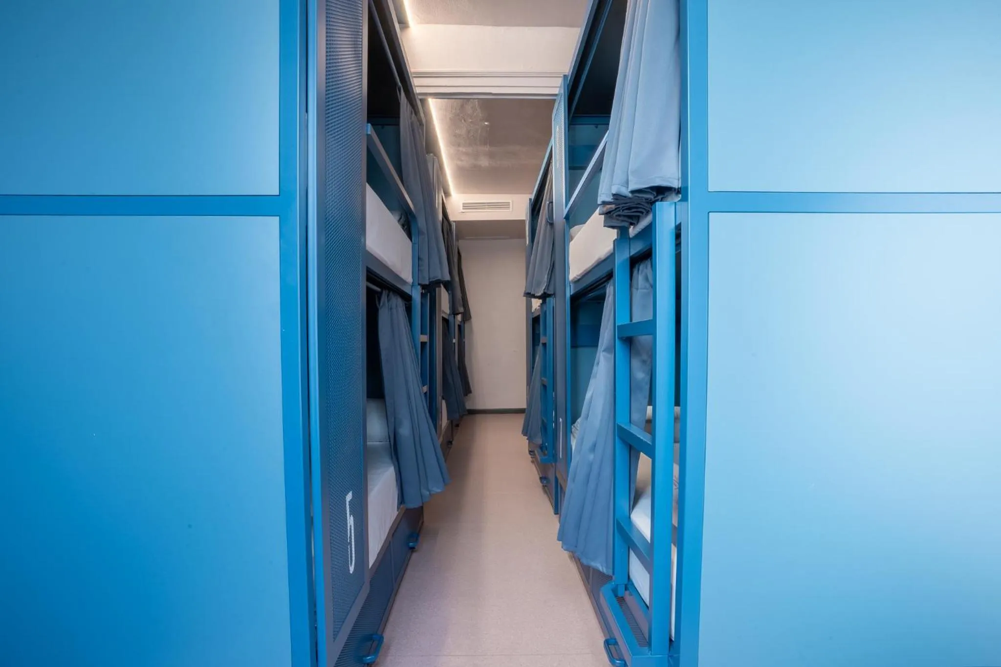 Bed in Ideal Youth Hostel