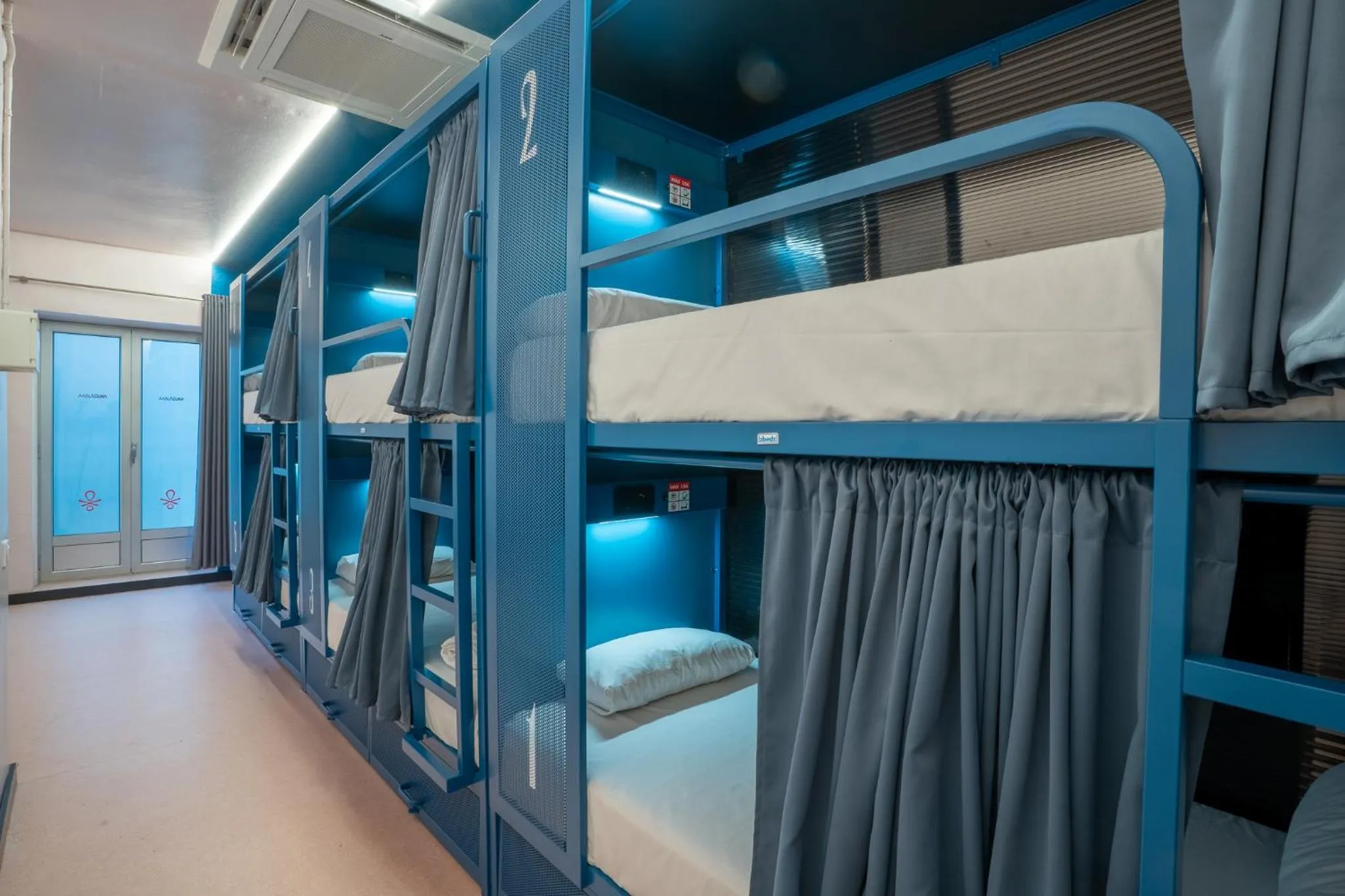 Bed in Ideal Youth Hostel