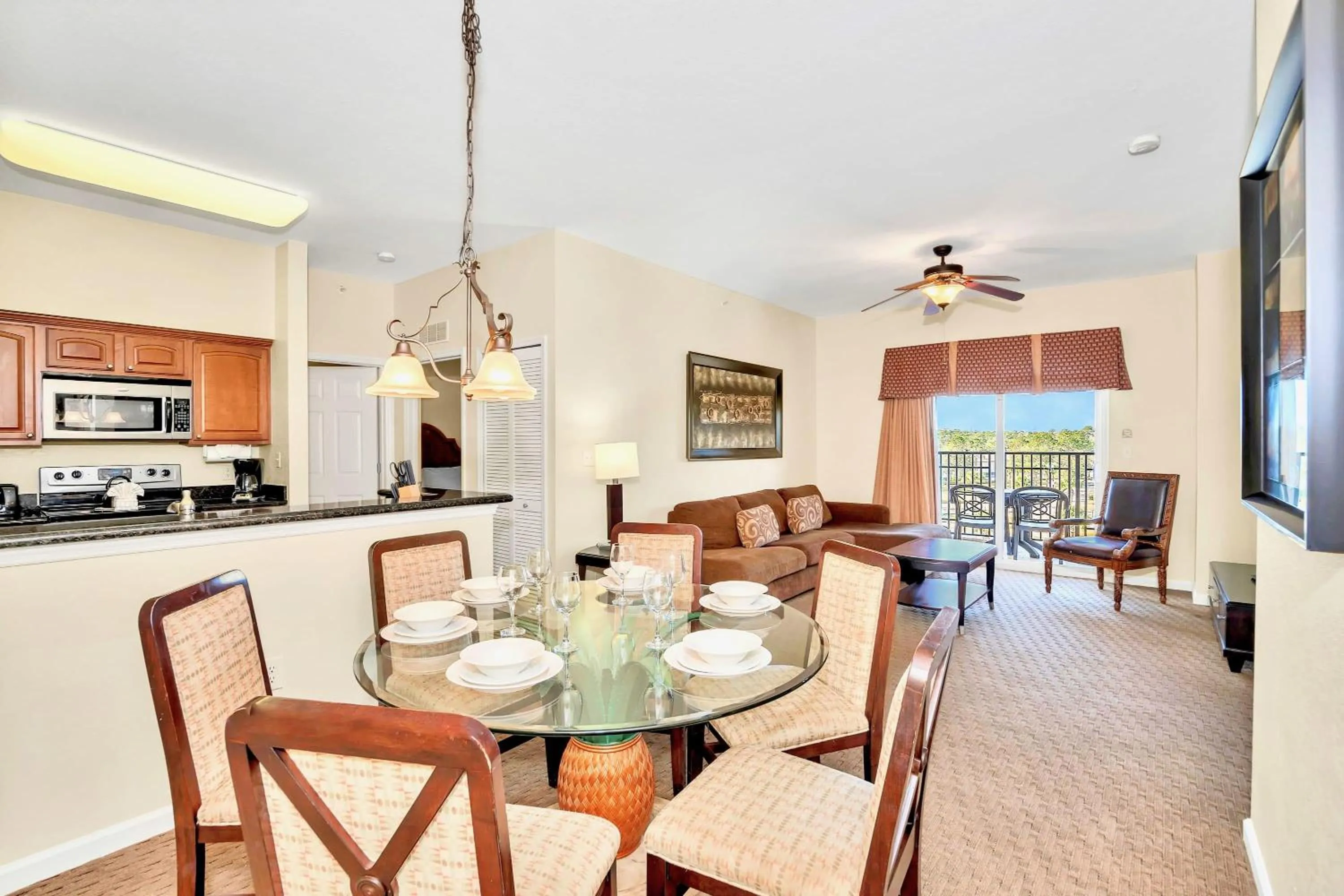 Dining area in 2BR Resort Suite - Fountain View Private Balcony