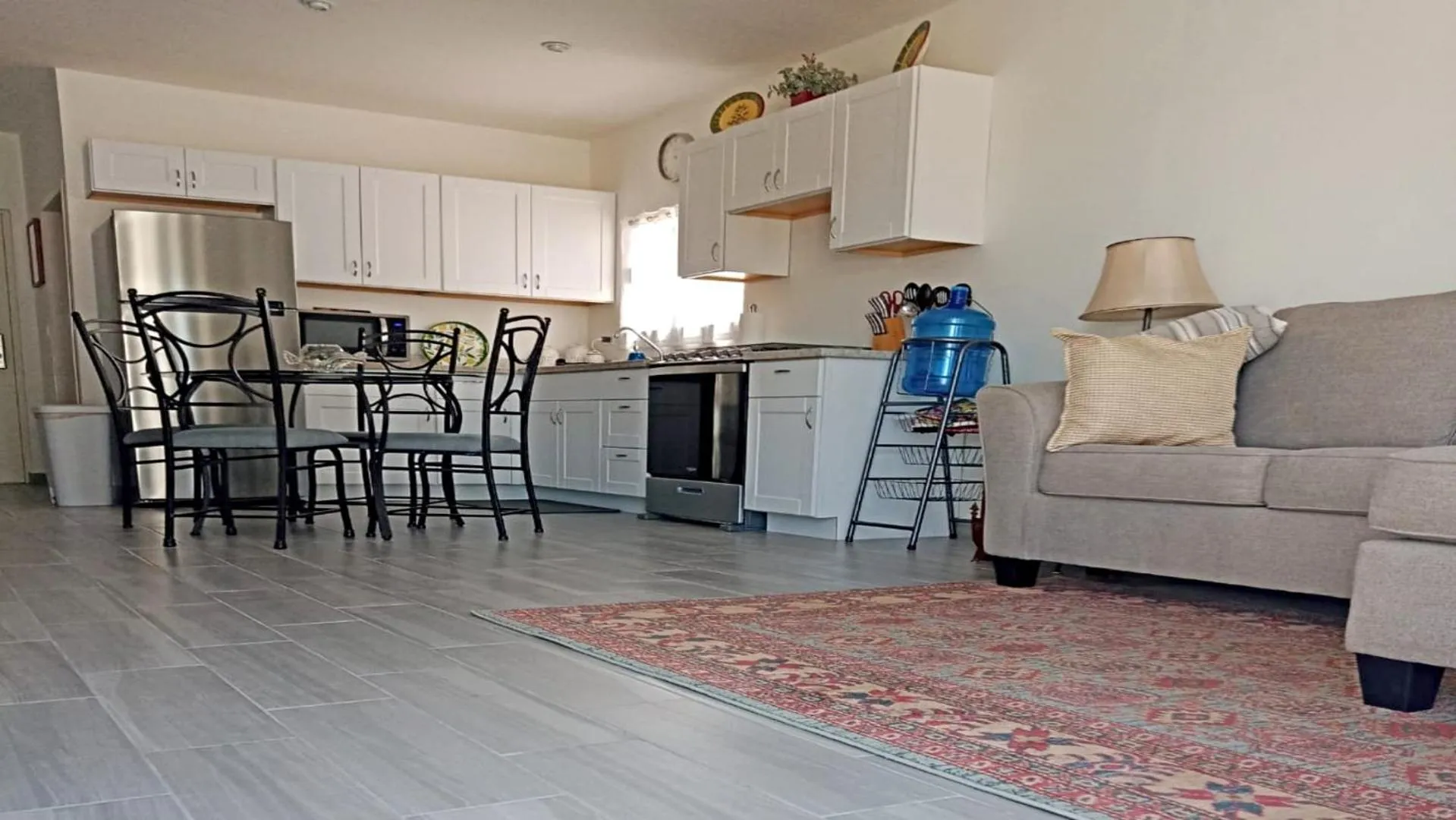 Kitchen or kitchenette in Brand New Sedona House by Kivoya