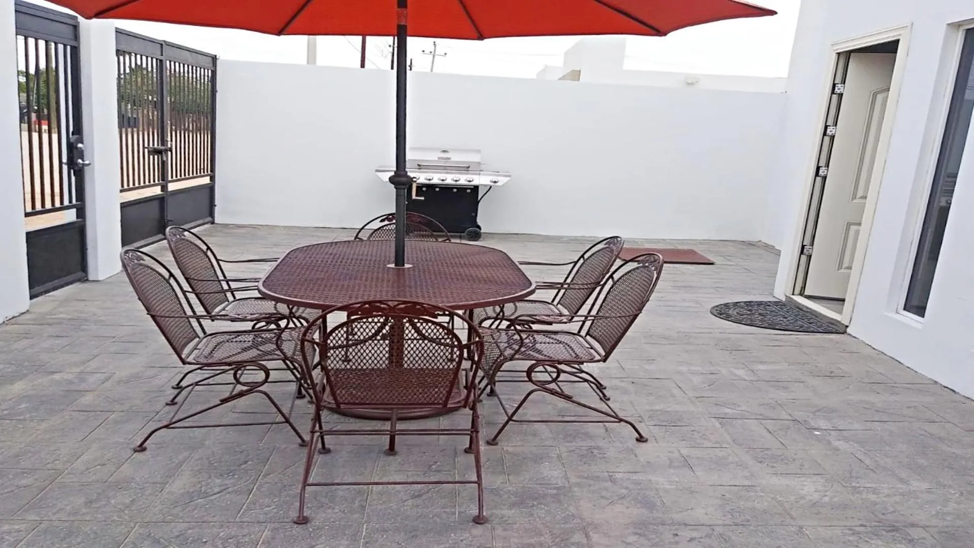 Patio in Brand New Sedona House by Kivoya