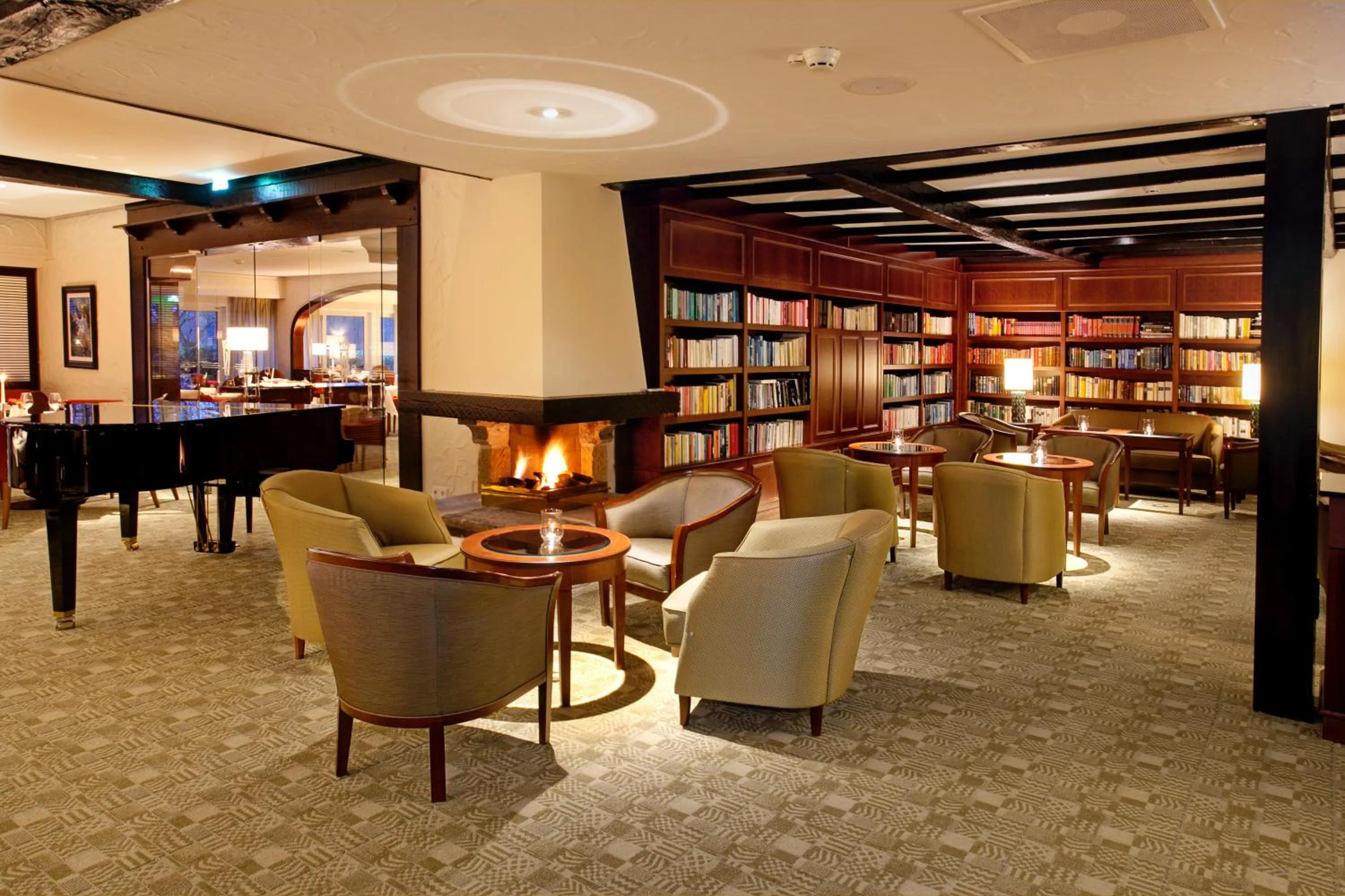 Library in Fletcher Parkhotel De Wiemsel