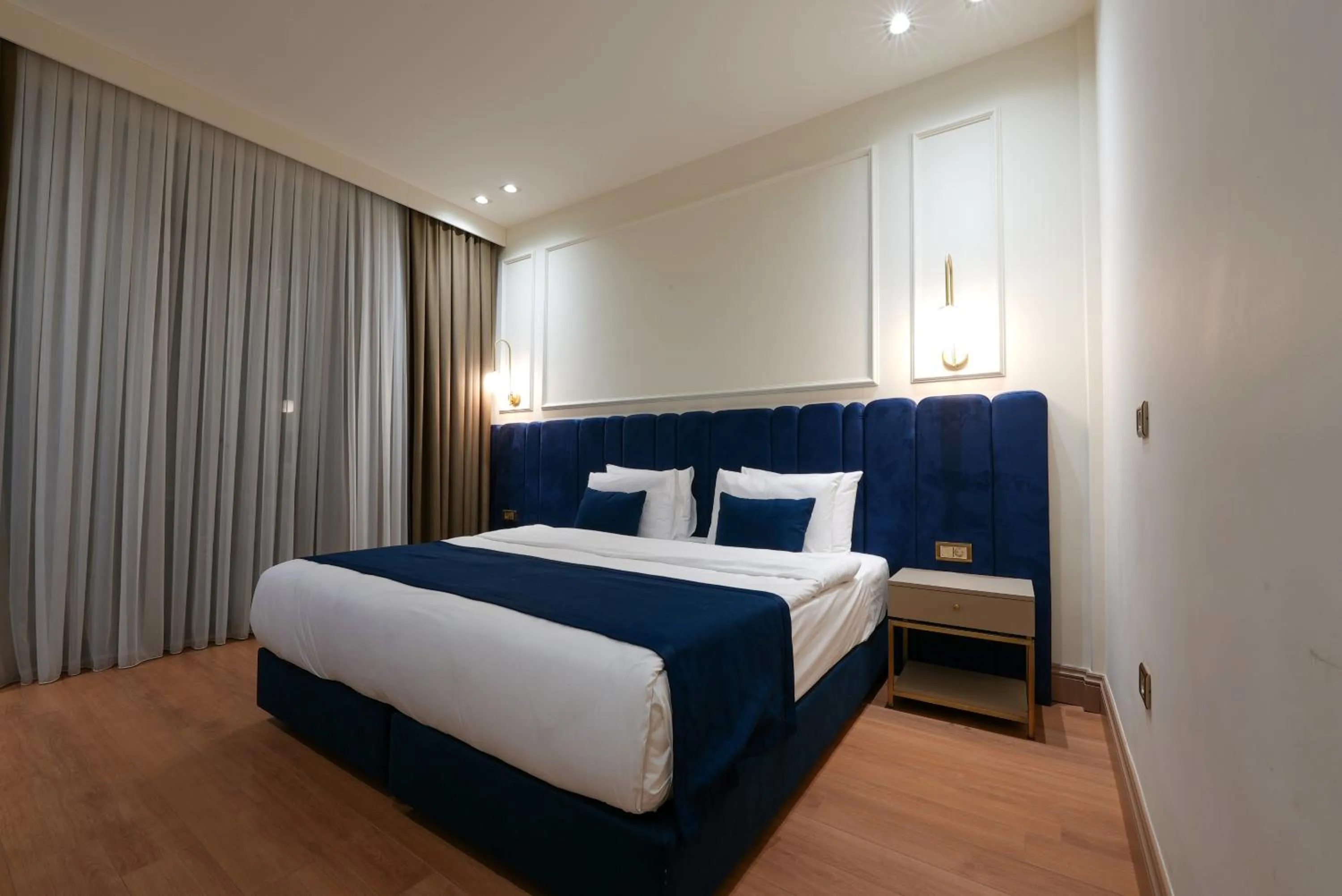 Bed in Taksim Bosphorus Hotel