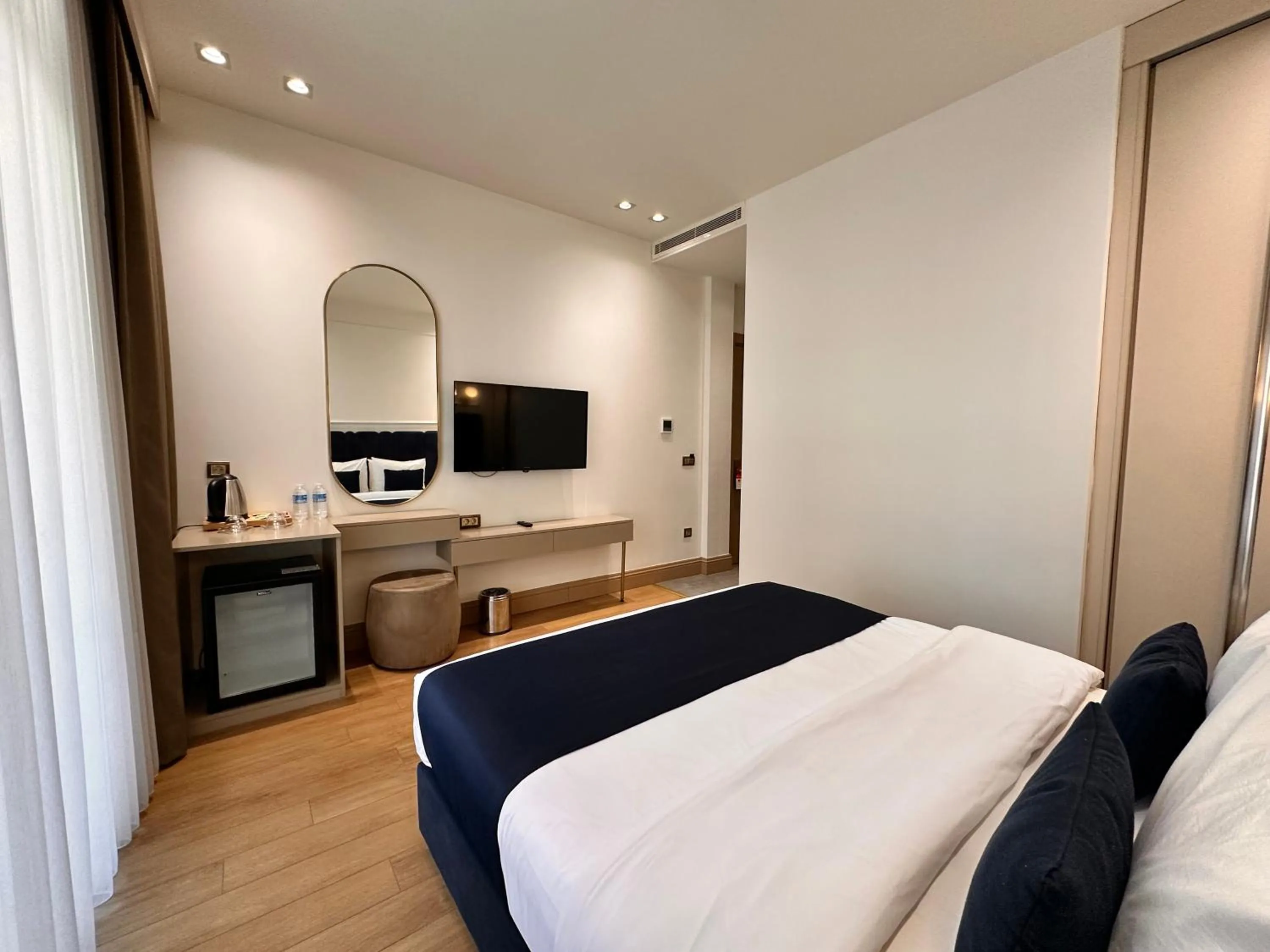 Bed in Taksim Bosphorus Hotel