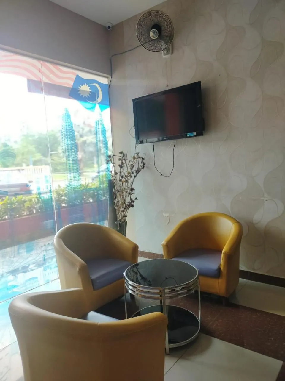 TV and multimedia in Alia Express Sendayan