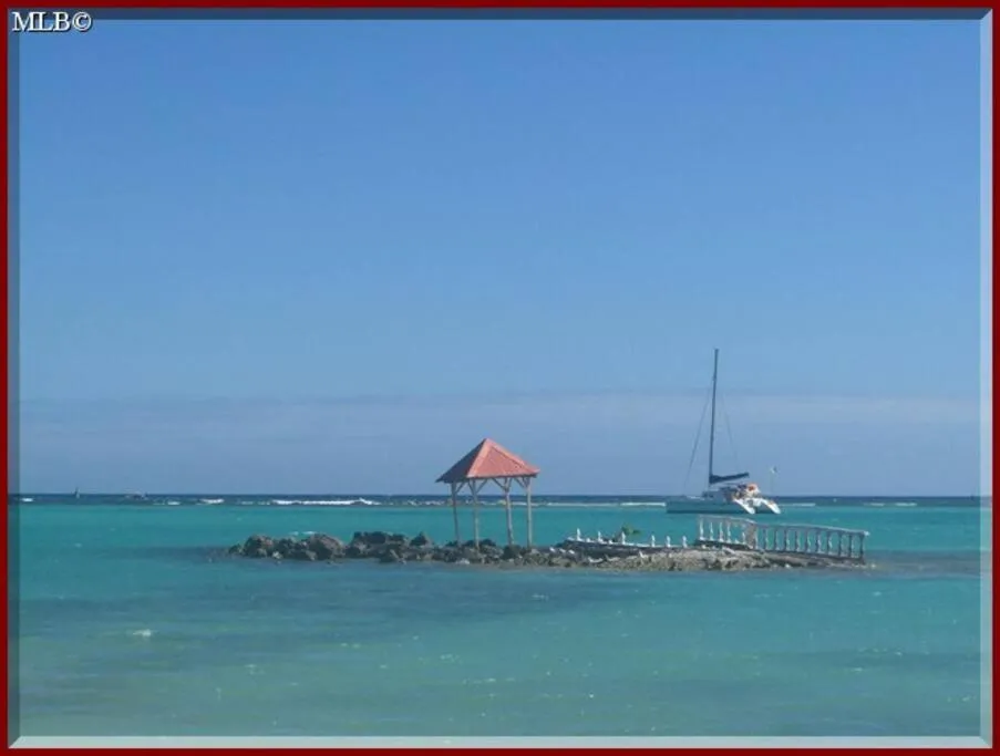 Lullaby of the sea Crystal beach Saint François