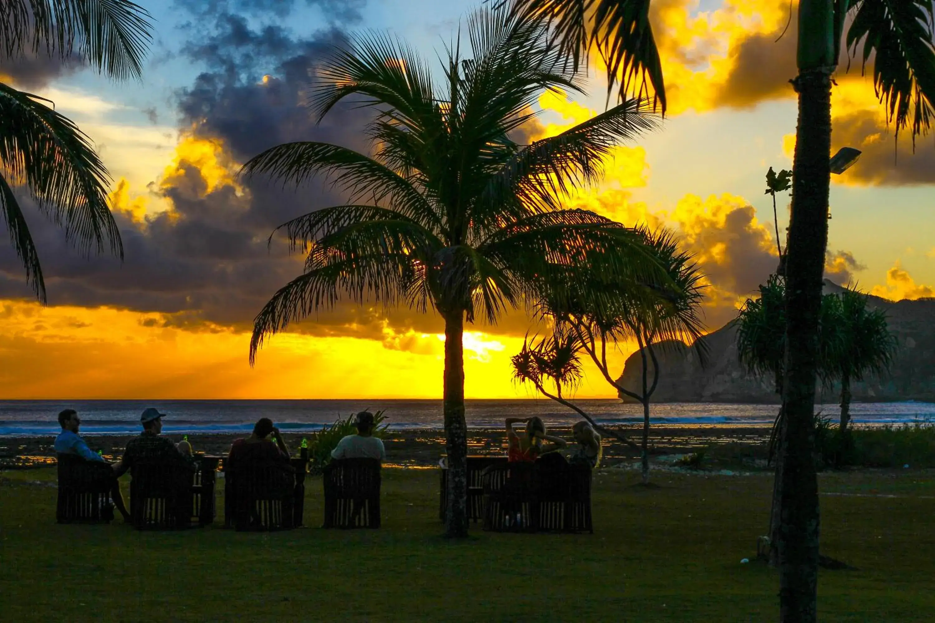 Sunset in Balong Balong Surf Bungalows & Restaurant Sunset in Balong Balong Surf Bungalows & Restaurant