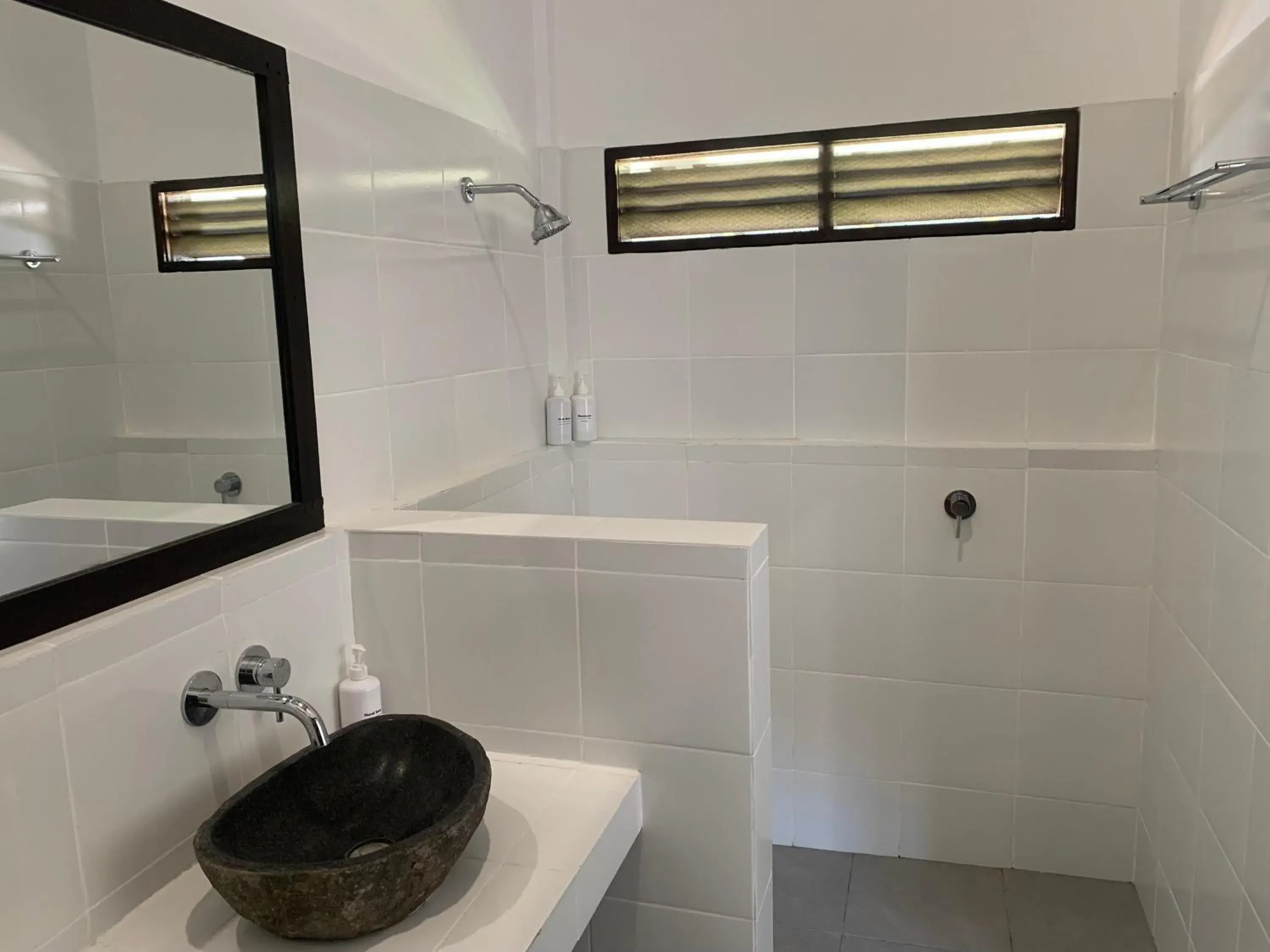 Shower in Balong Balong Surf Bungalows & Restaurant Shower in Balong Balong Surf Bungalows & Restaurant