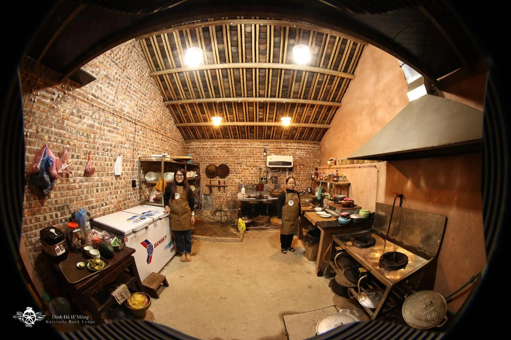 Staff in Dinh Đá H'Mông - Karsterly Rock Lodge