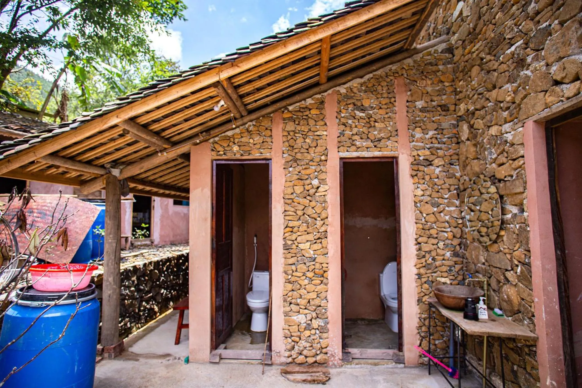 Property building in Dinh Đá H'Mông - Karsterly Rock Lodge