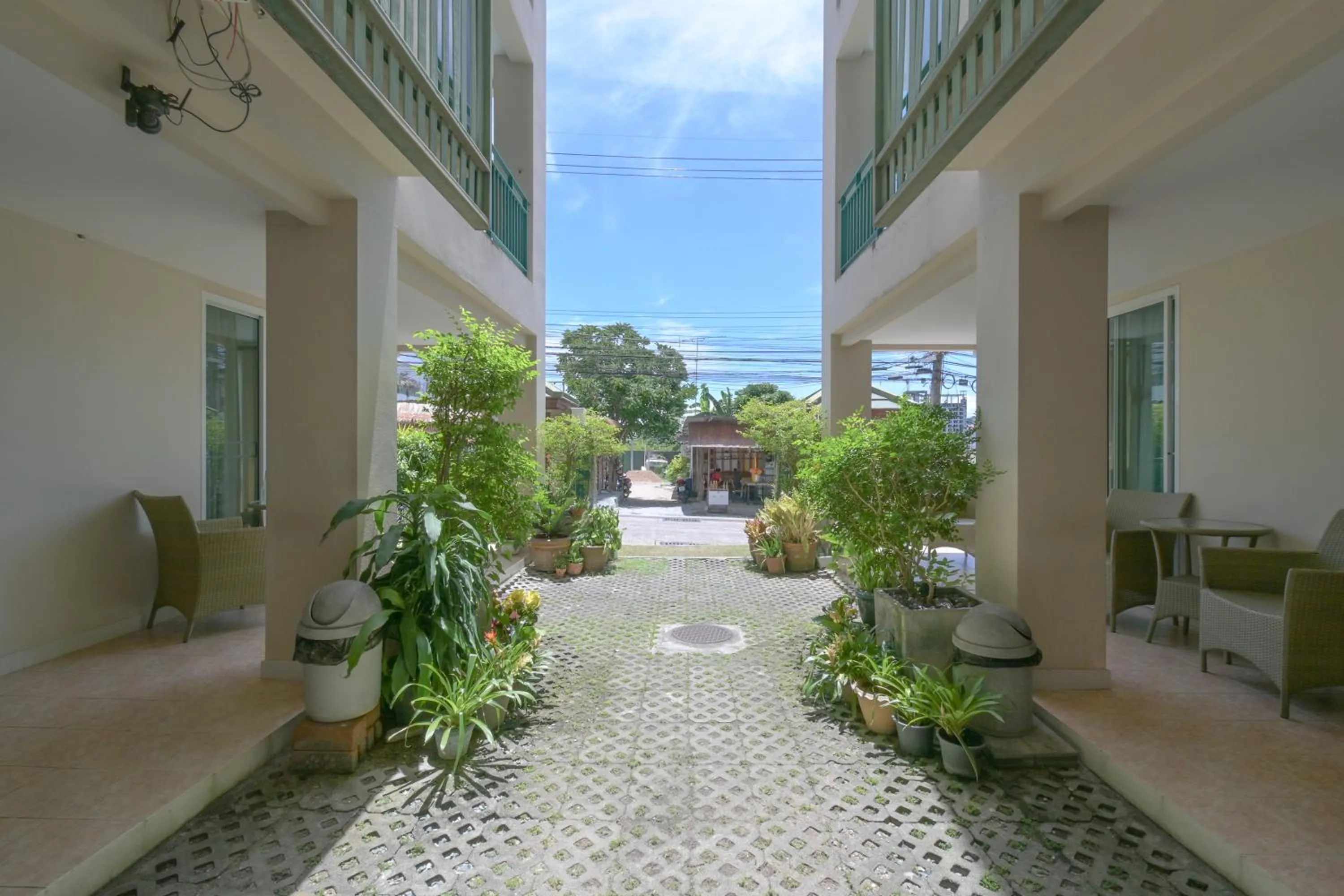 Property building in Shamrock Hotel Pattaya