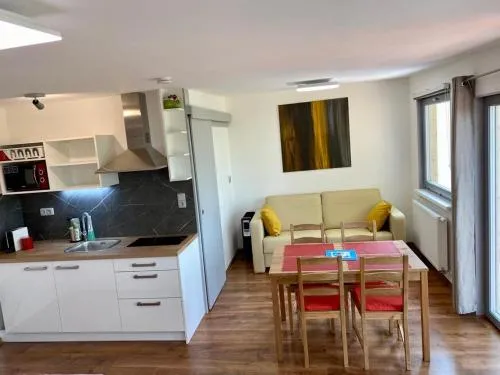 Apartmán - E - Vyhlídka nad řekou