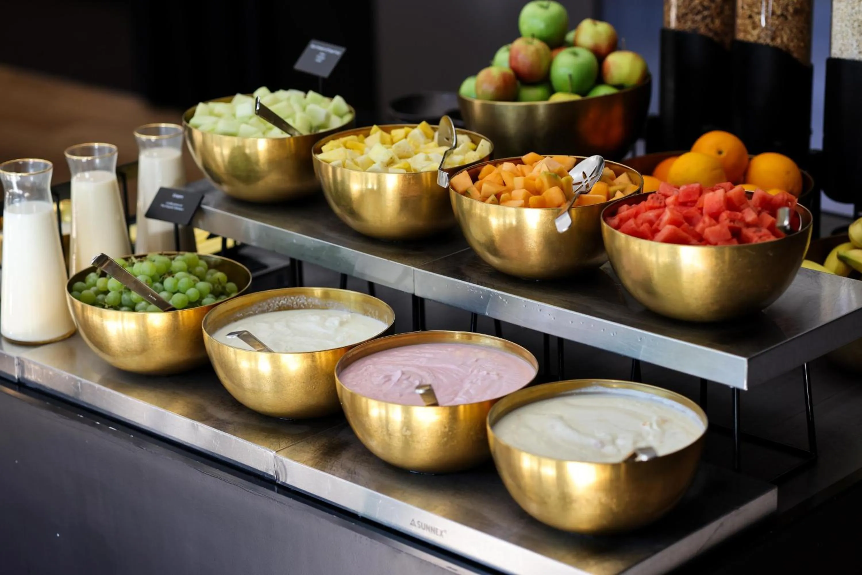 Buffet breakfast in Leonardo Royal Hotel Den Haag Promenade