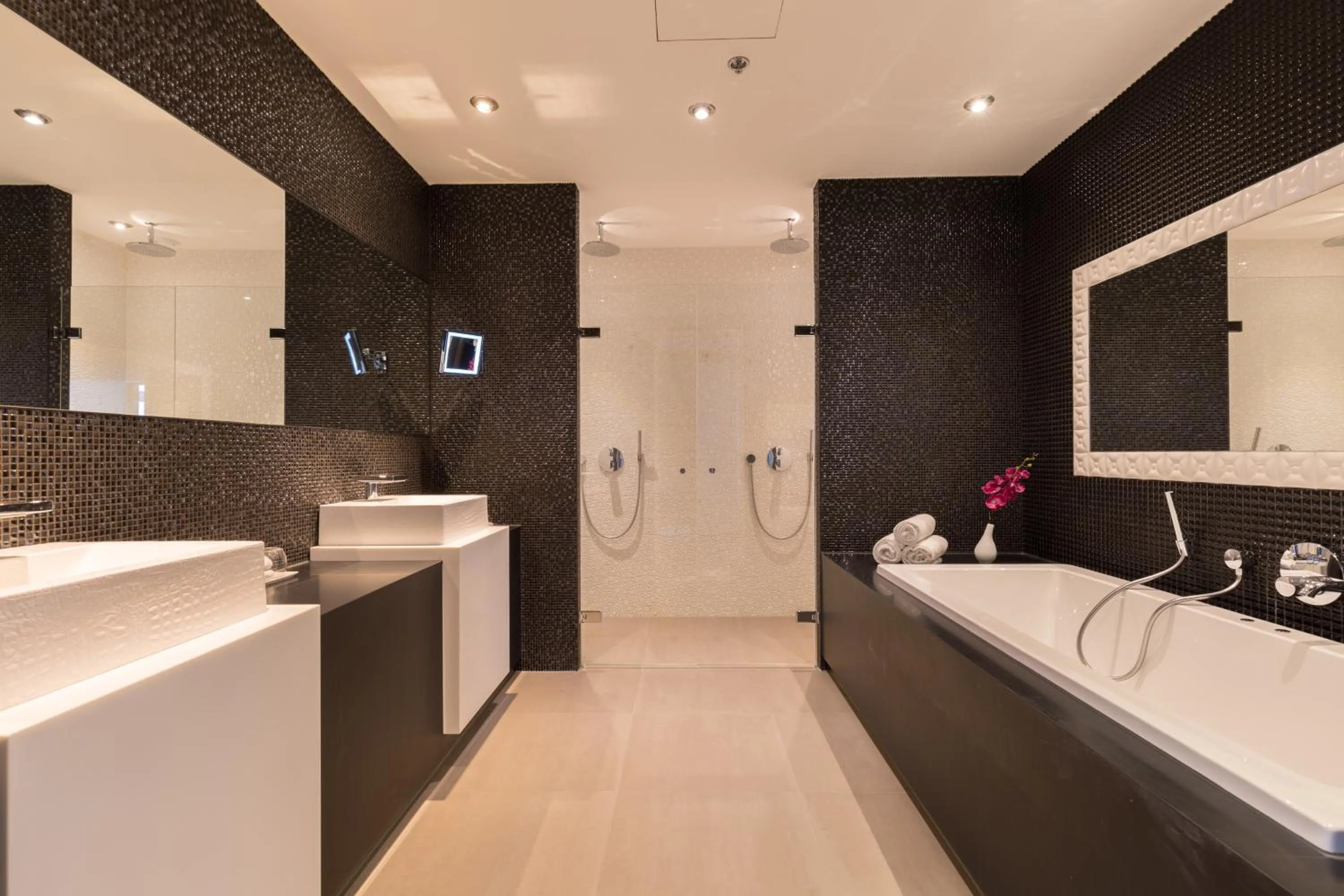 Bathroom in Leonardo Royal Hotel Den Haag Promenade