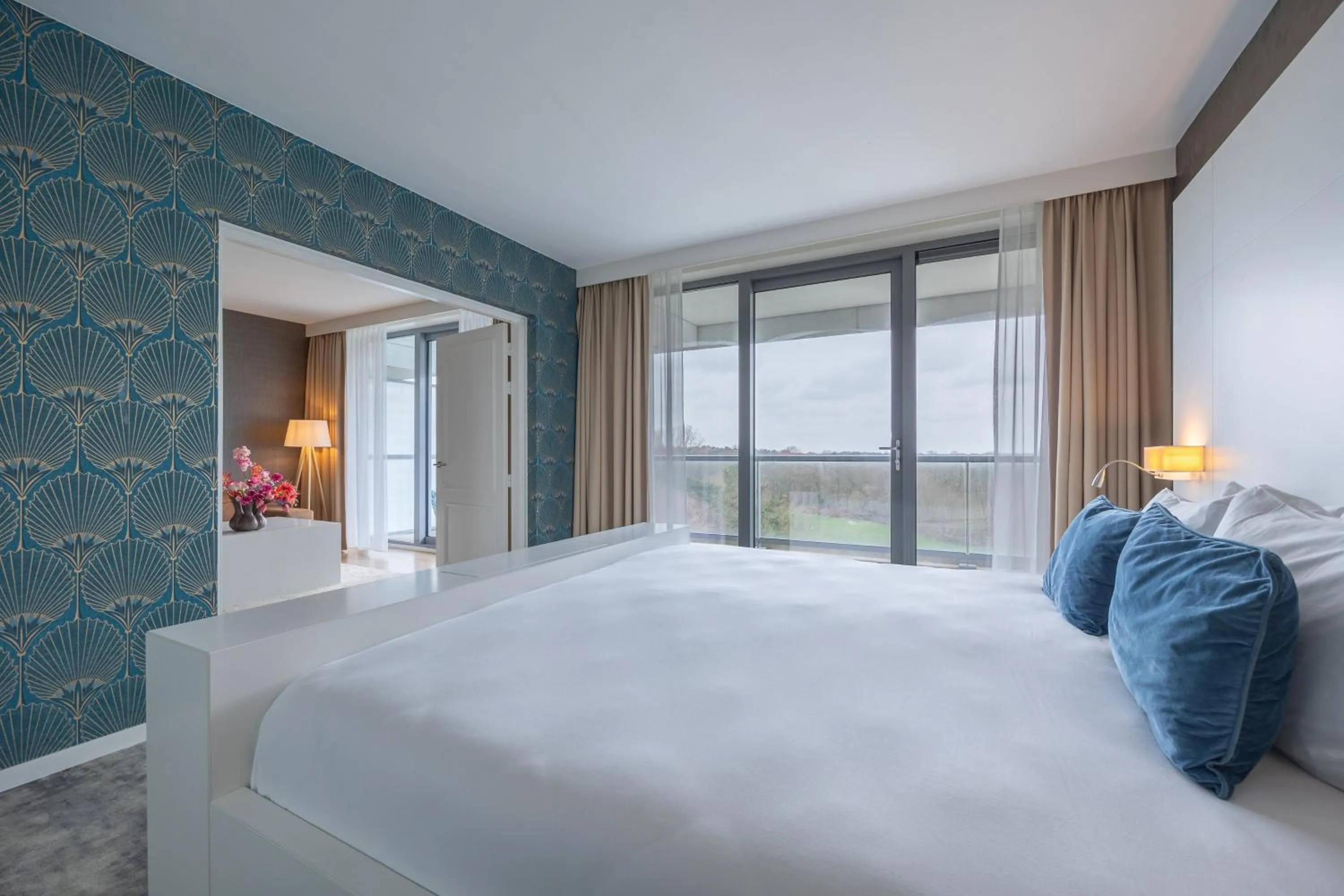 Photo of the whole room, Bed in Leonardo Royal Hotel Den Haag Promenade