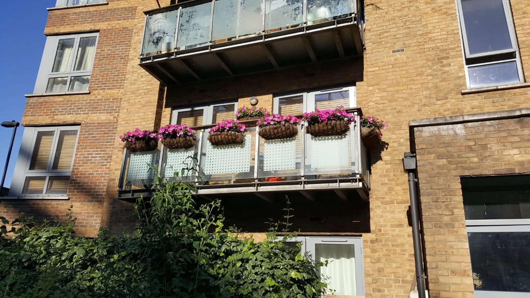 Property building in Tottenham Spur Hideaway