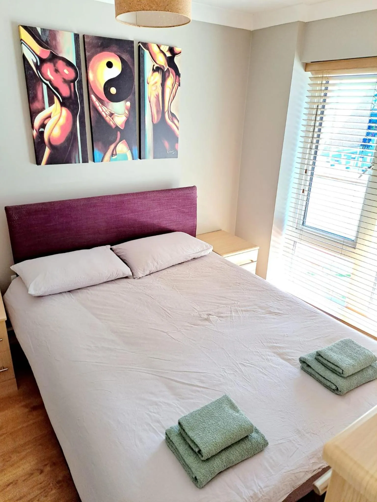 Bed in Tottenham Spur Hideaway