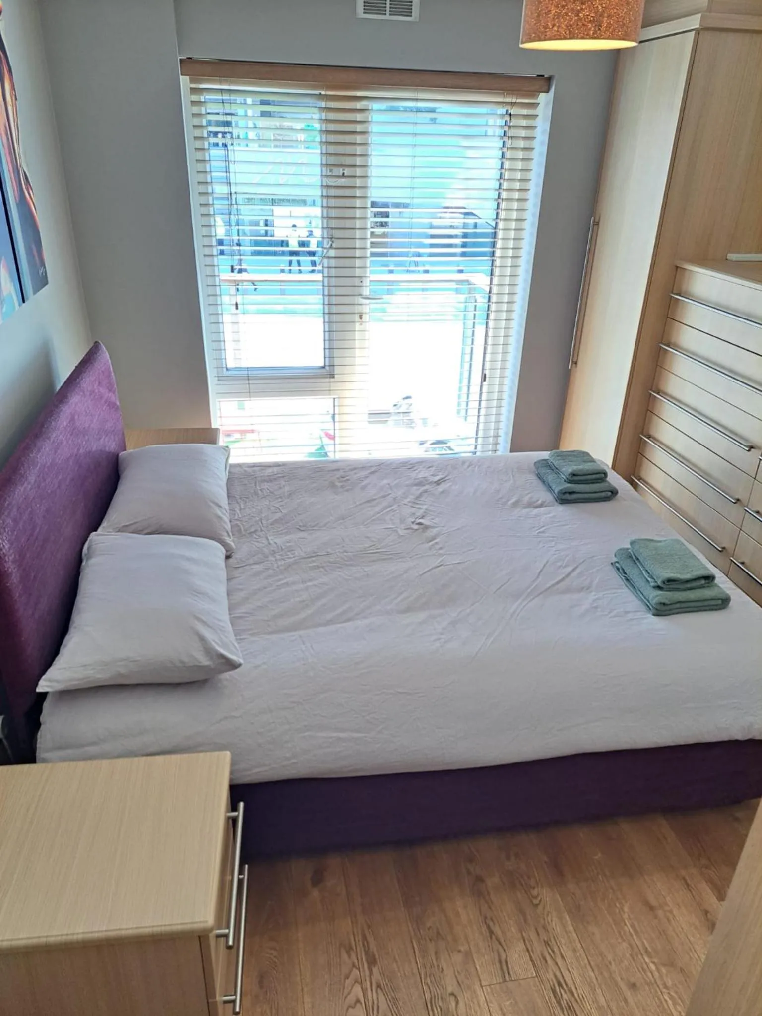 Bedroom, Bed in Tottenham Spur Hideaway