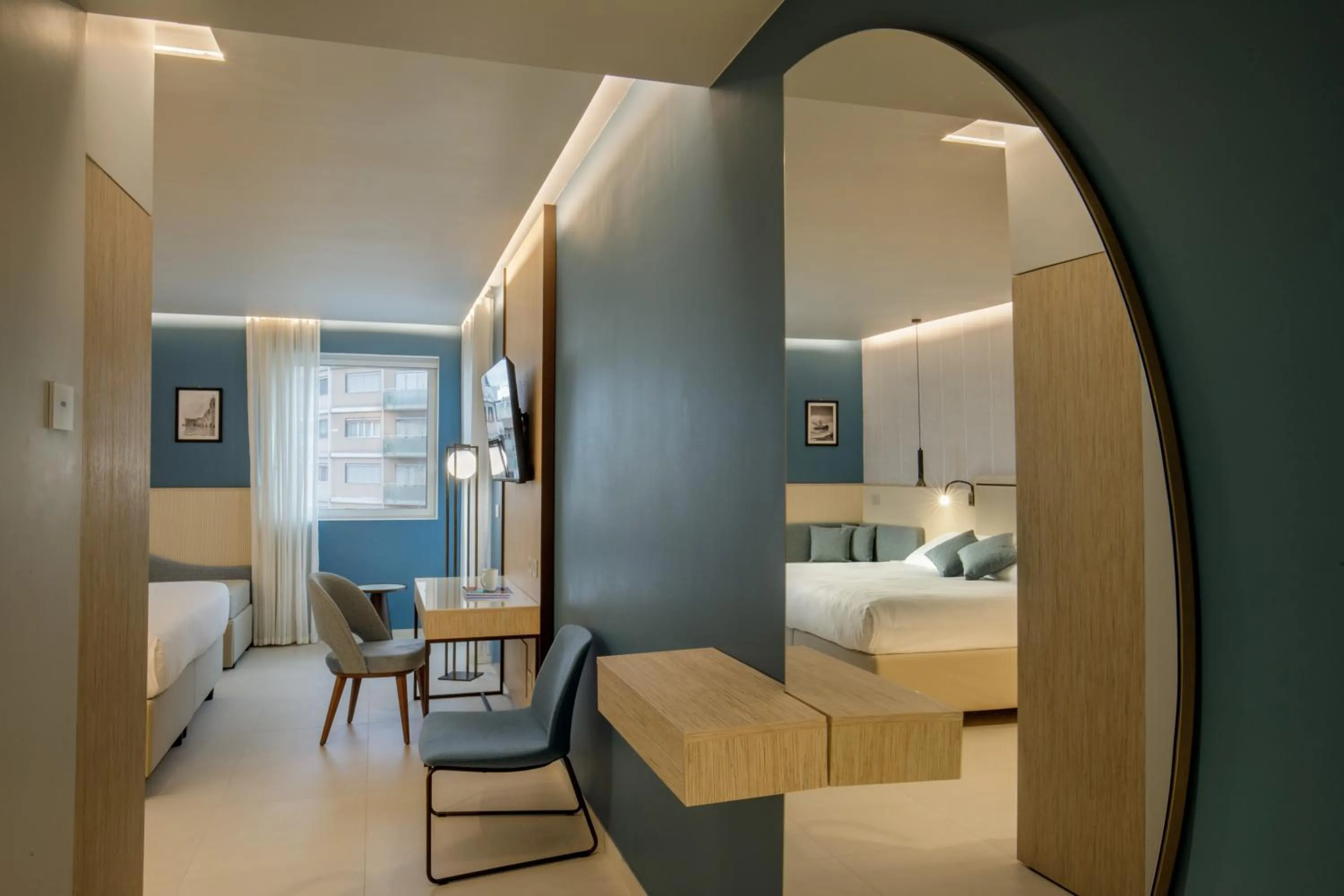 Photo of the whole room, Bed in Ambasciatori Suite Hotel