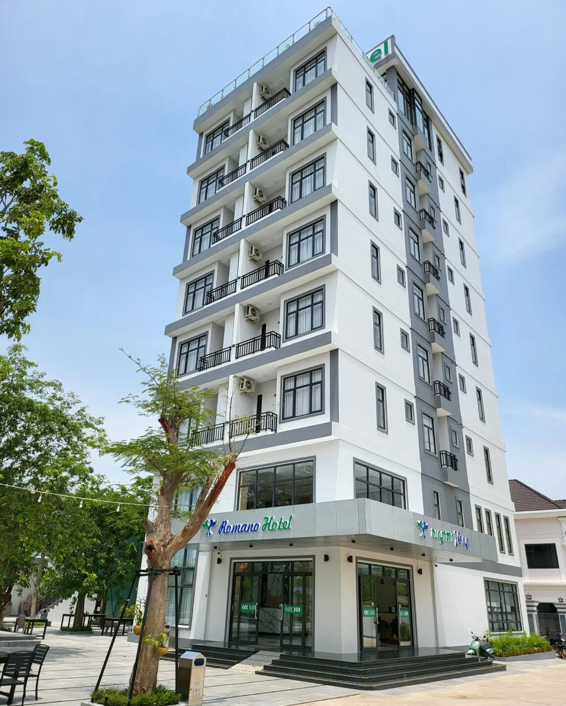 Property building in Romano Hotel Property building in Romano Hotel