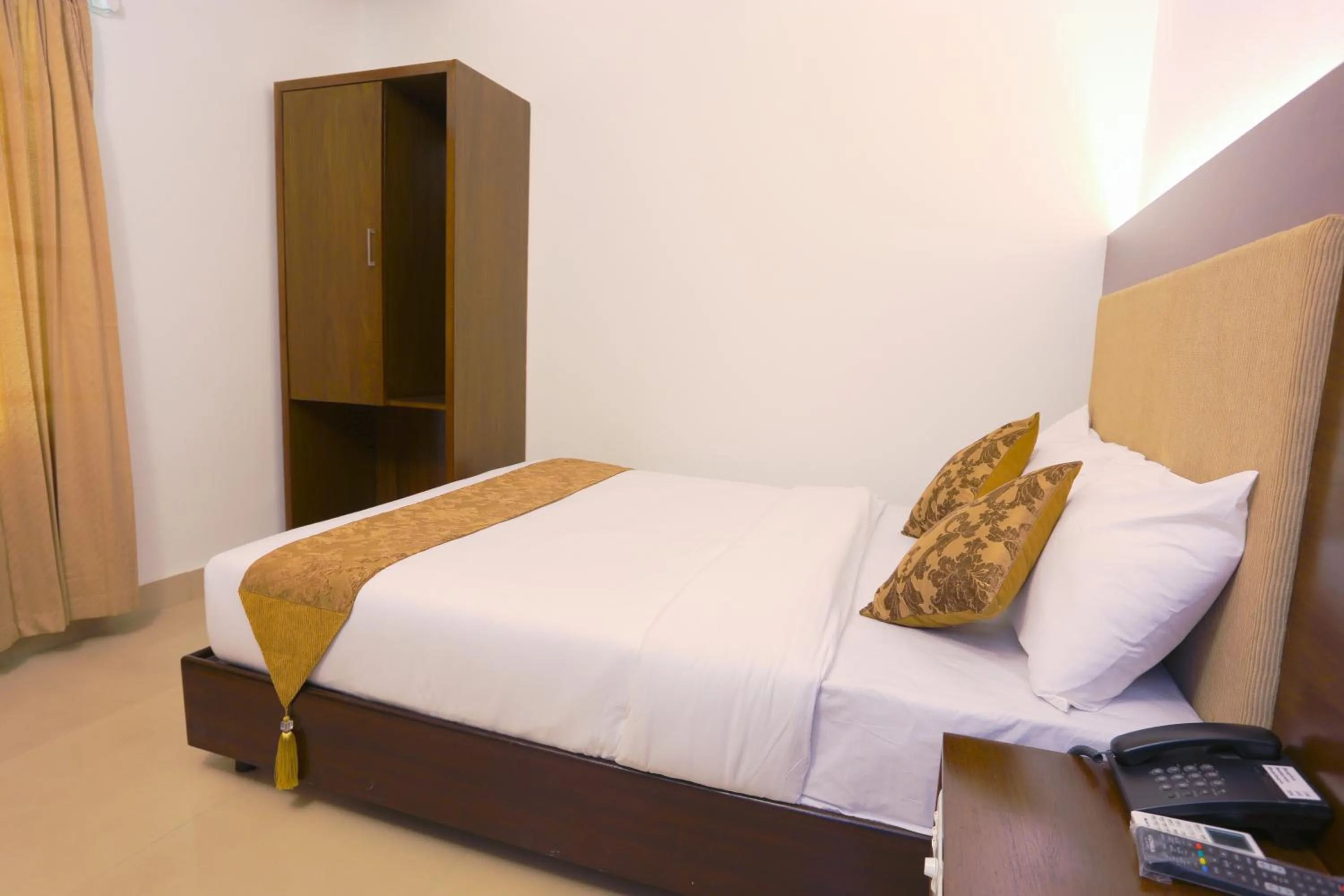 Bed in Holy Inn Sylhet