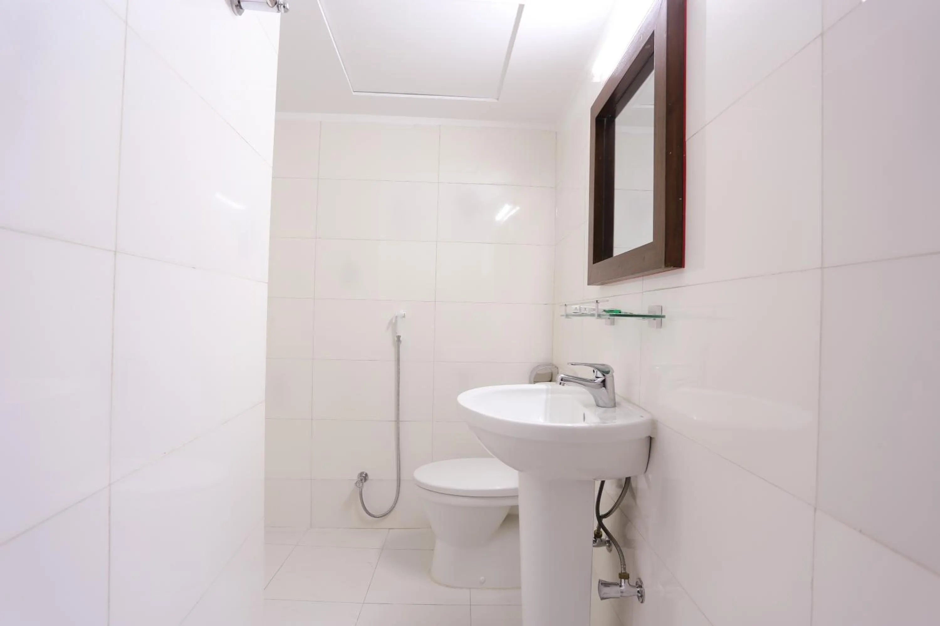 Toilet in Holy Inn Sylhet