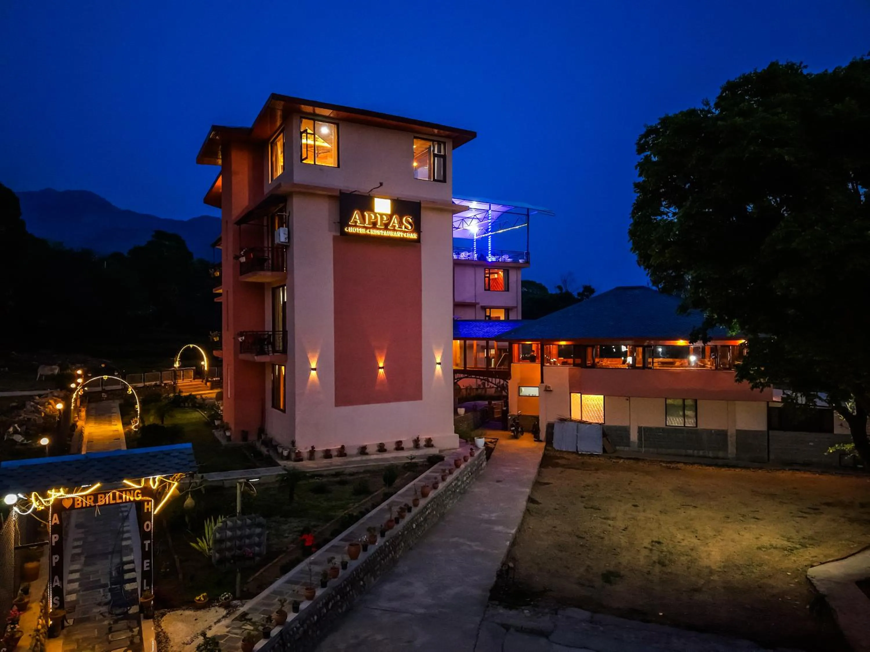 Facade/entrance in Appas Hotel