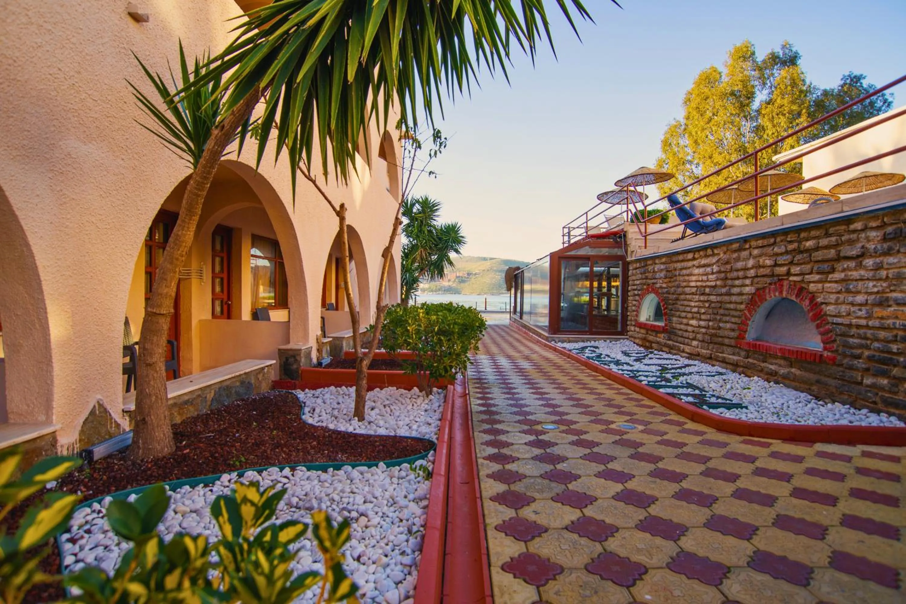 Garden in Oscar Seaside Hotel & Spa