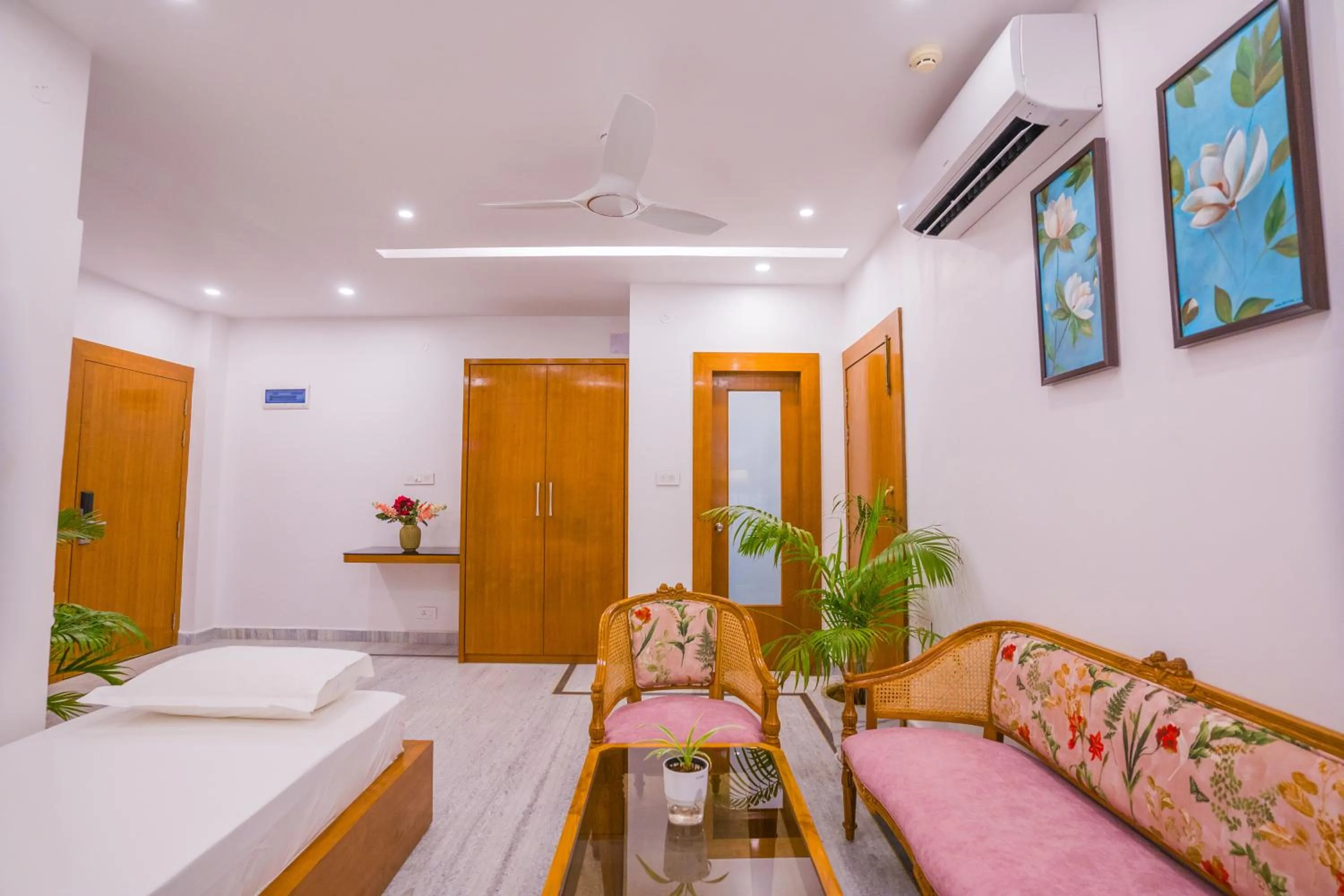 Living room in The Mohua - A Boutique Hotel