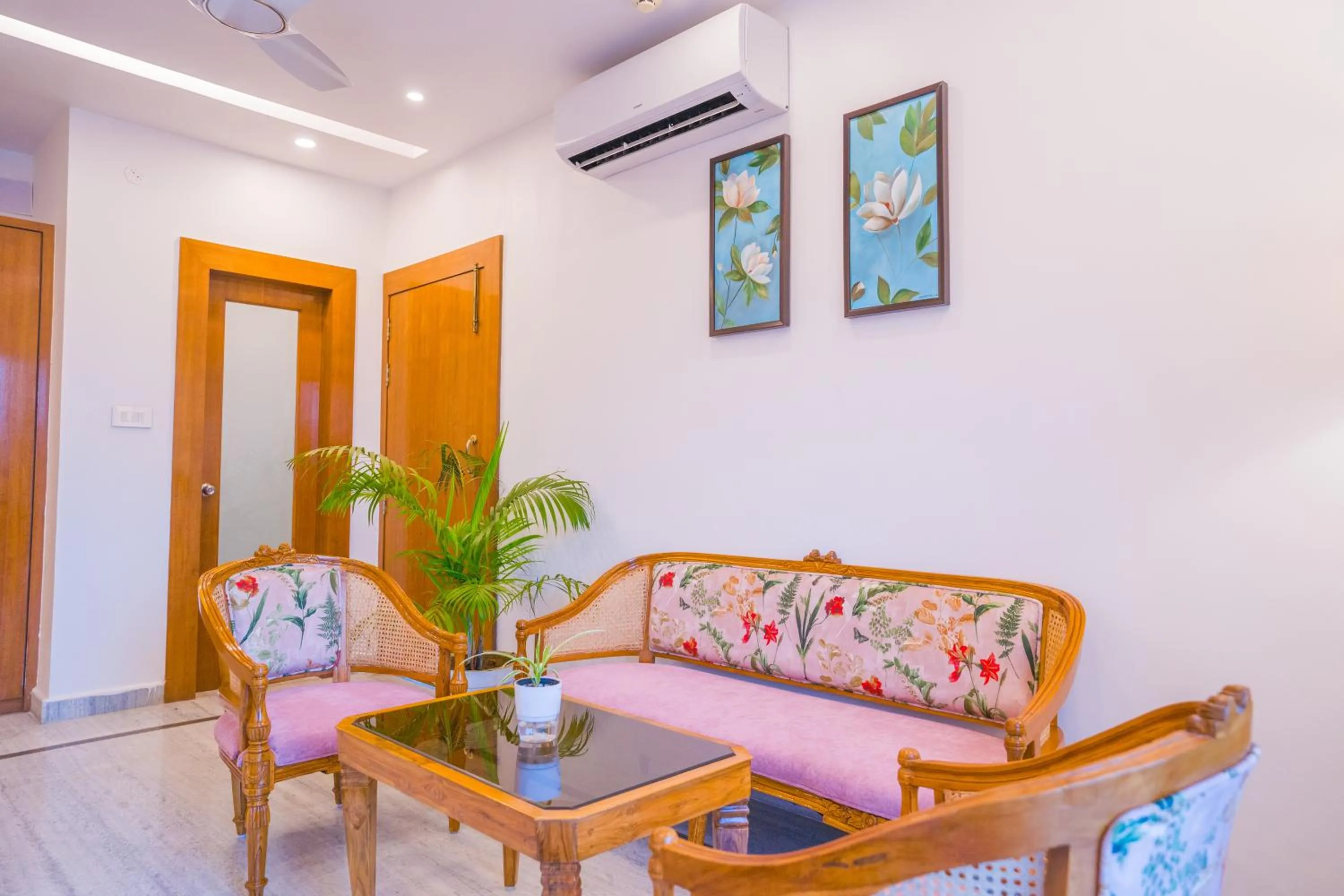 Living room in The Mohua - A Boutique Hotel