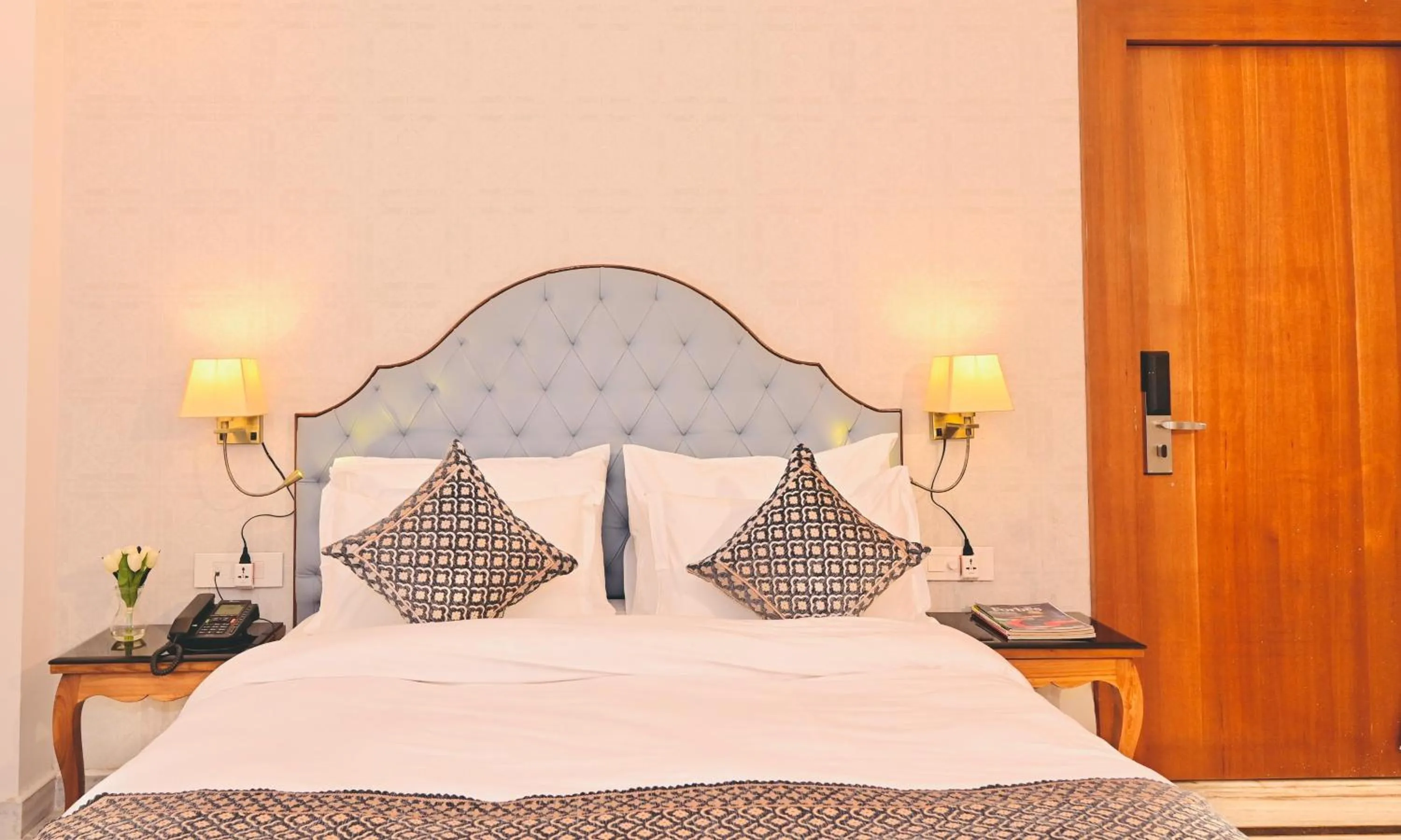 Bed in The Mohua - A Boutique Hotel