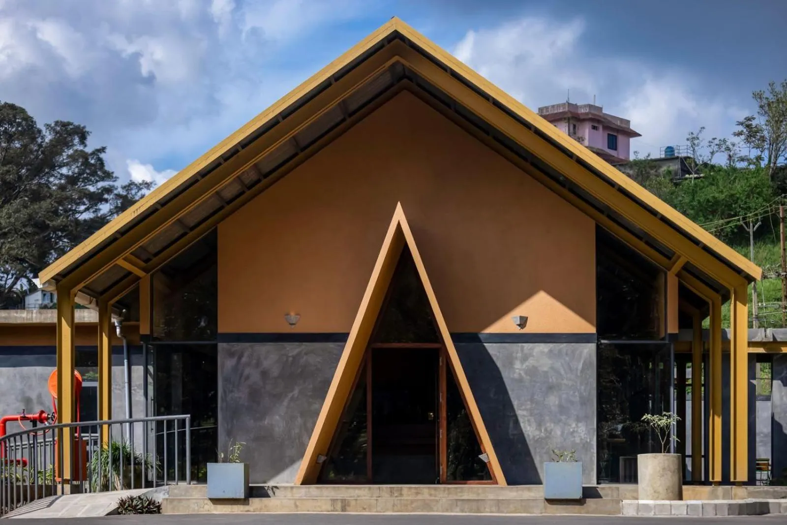 Restaurant/places to eat in Misty Mountain Experience