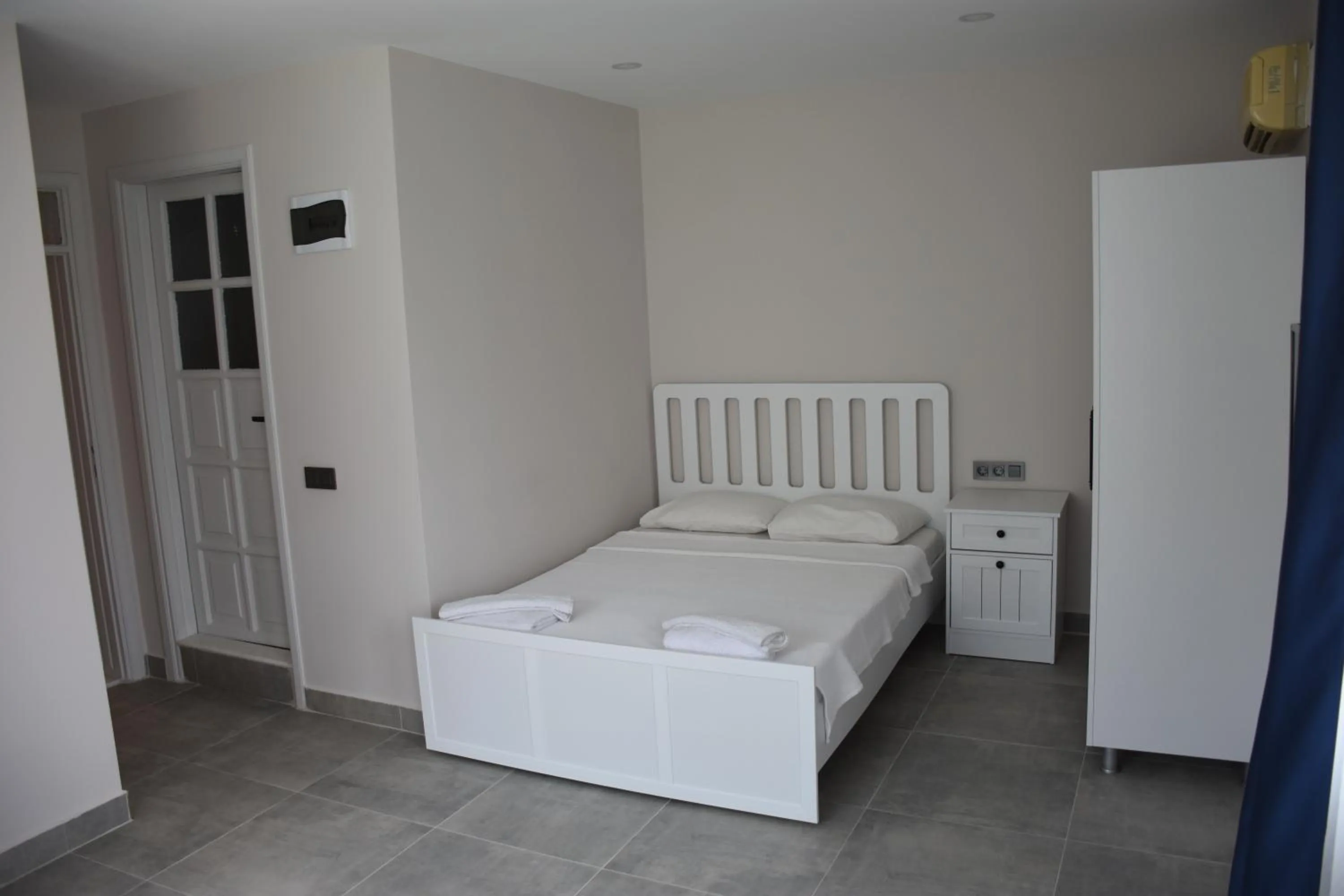 Photo of the whole room, Bed in La Sorella