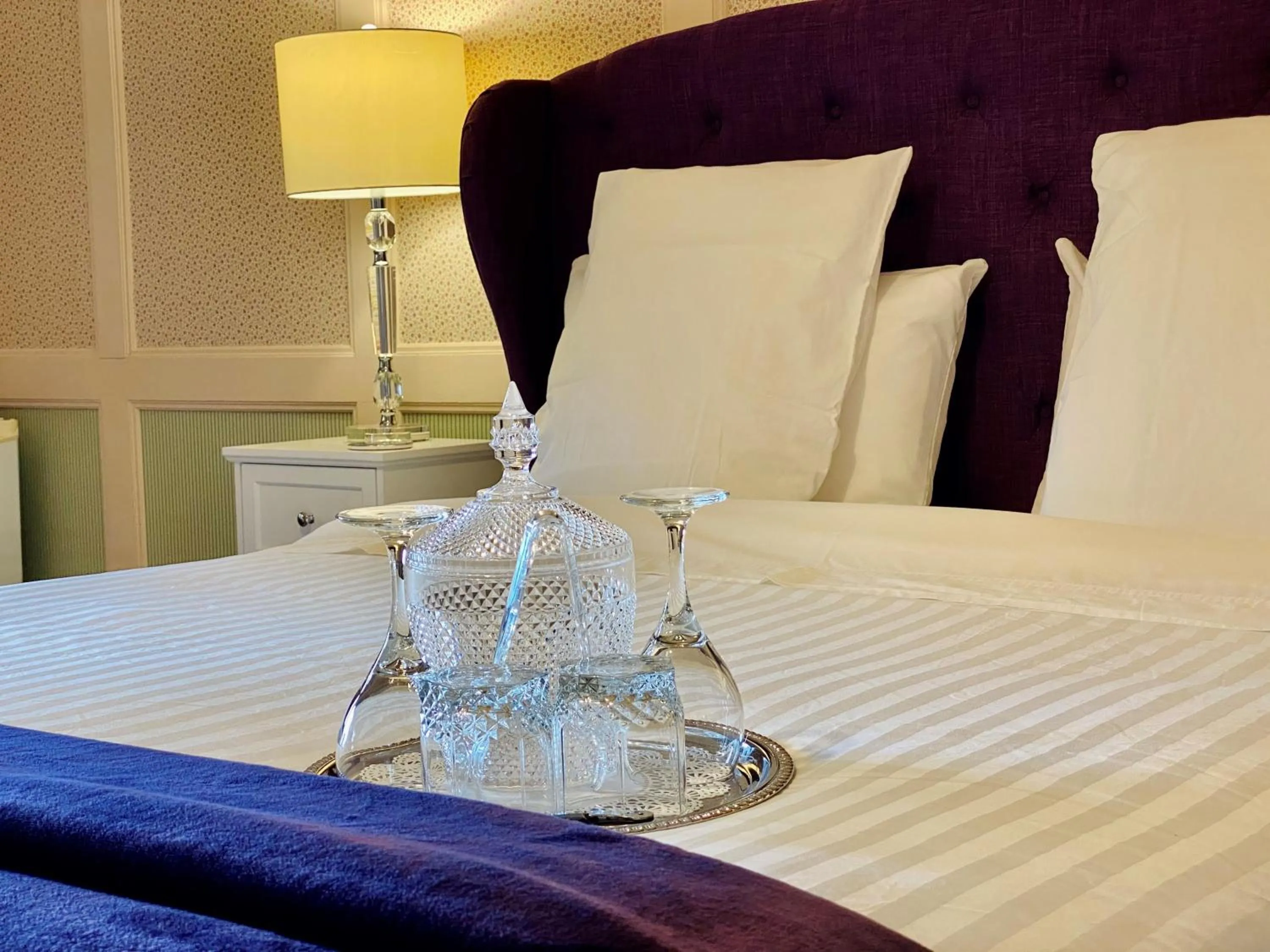 Bed in The Latch Inn