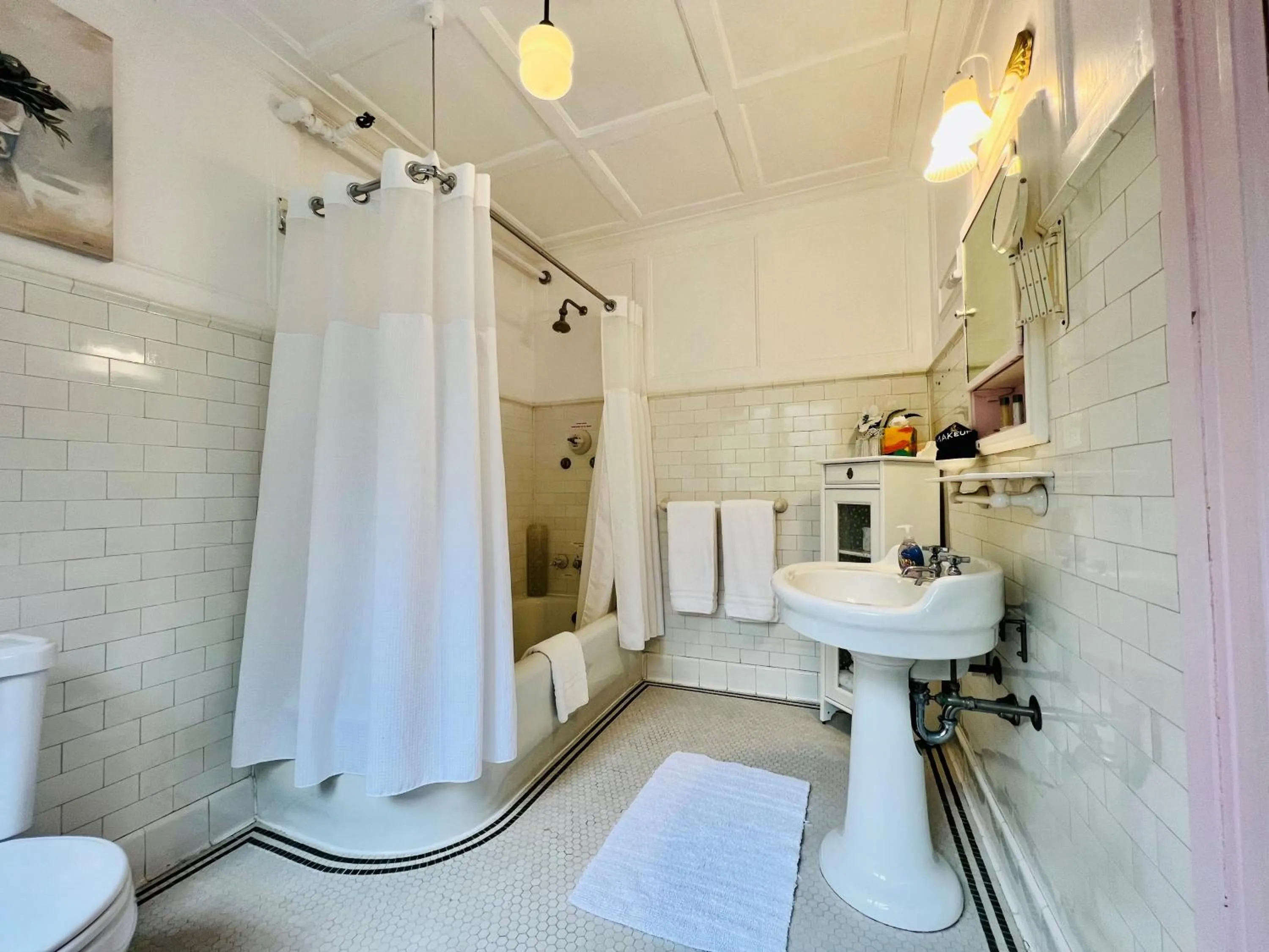 Bathroom in The Latch Inn