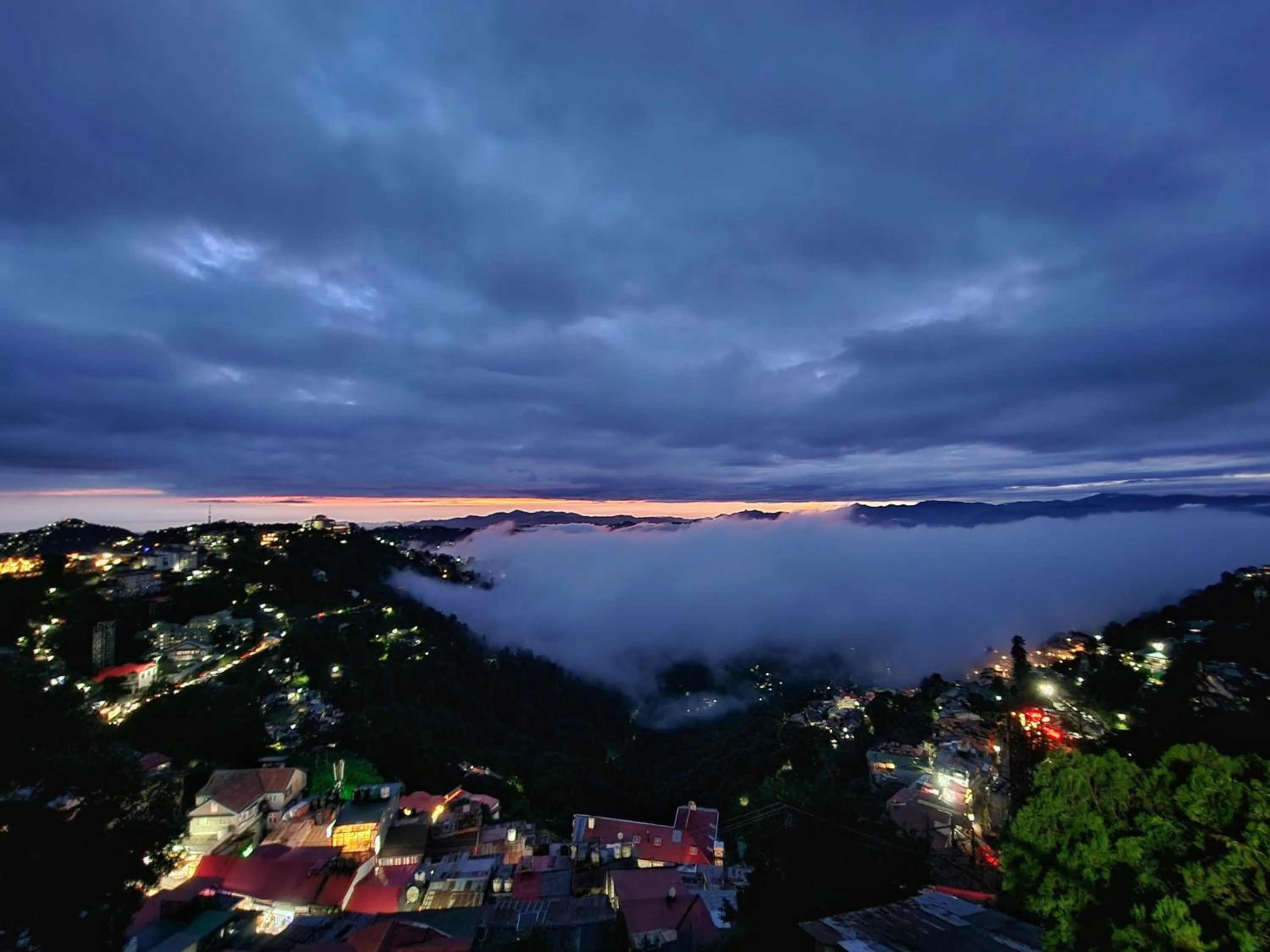 The Ashoka Inn 300mts walkable from Mall Road