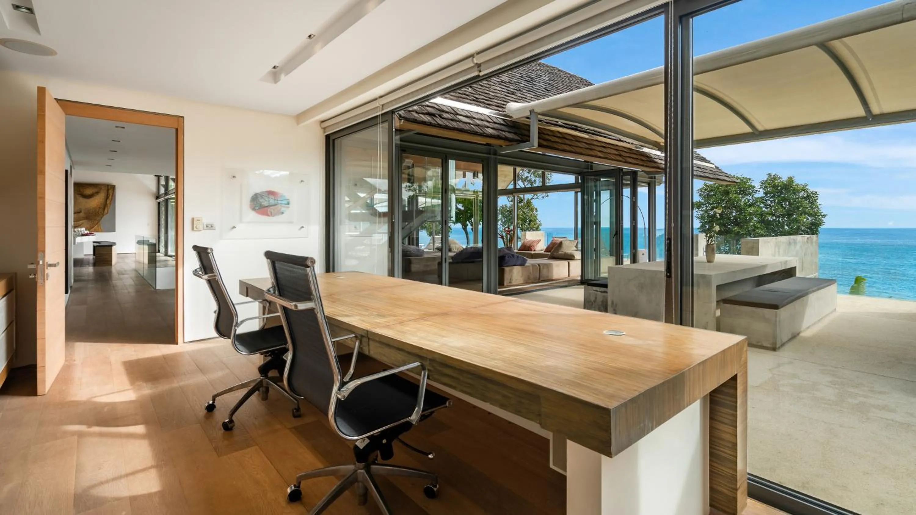 Seating area in Villa Saengootsa