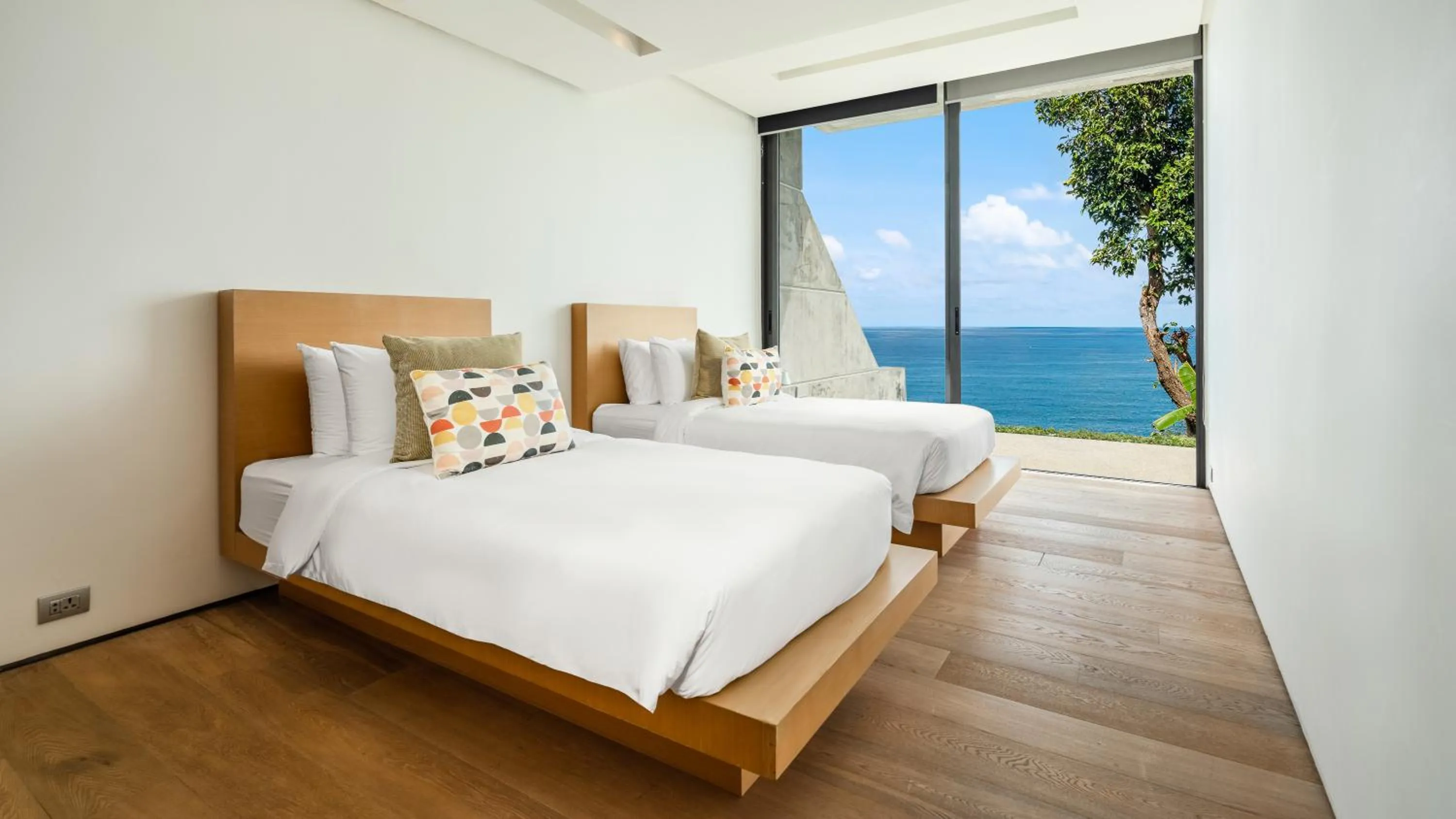 Bed in Villa Saengootsa