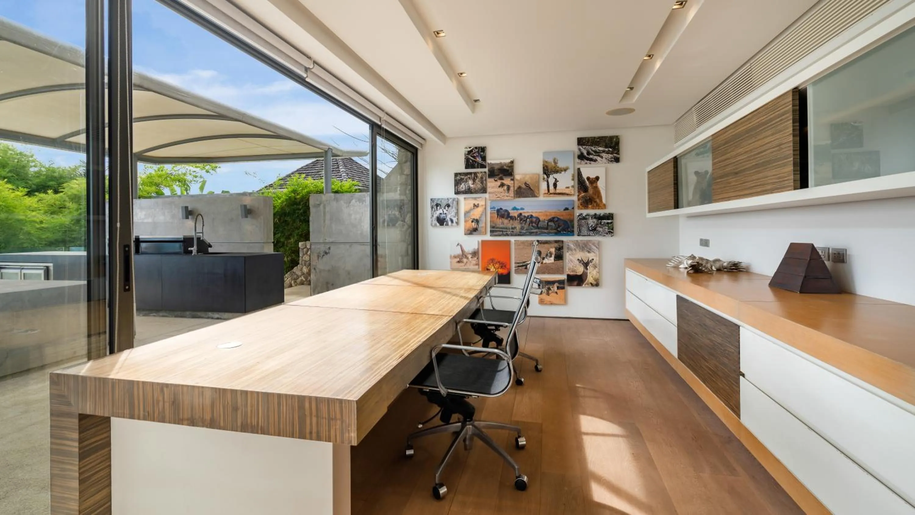 Seating area in Villa Saengootsa